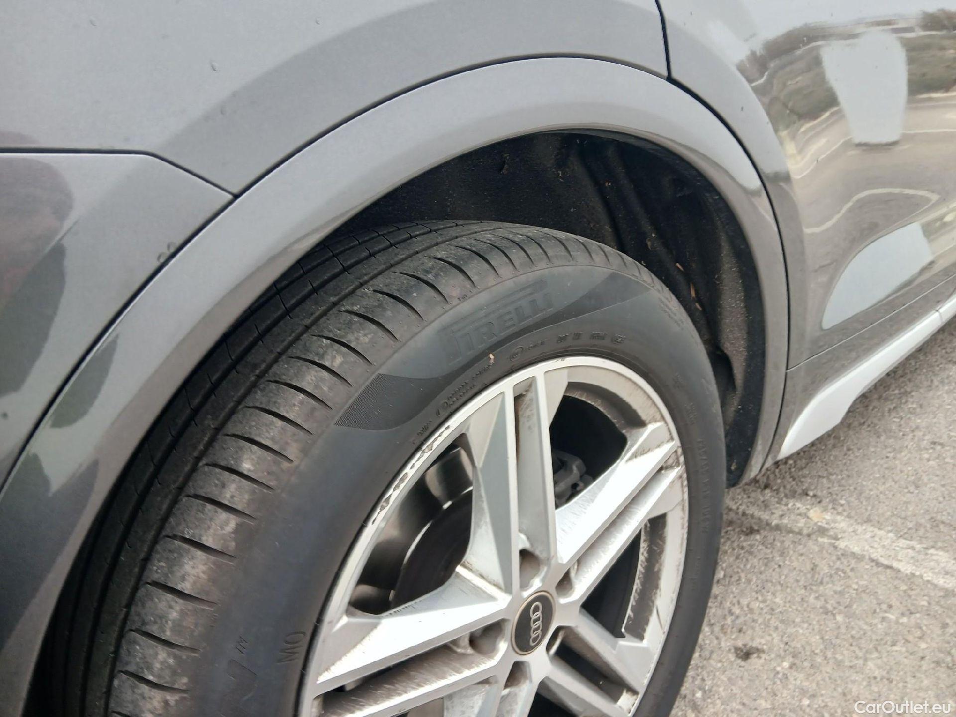  Audi  Q5 AUDI  SPORTBACK / 2020 / 5P / todoterreno S line 35 TDI 120kW S tronic #23