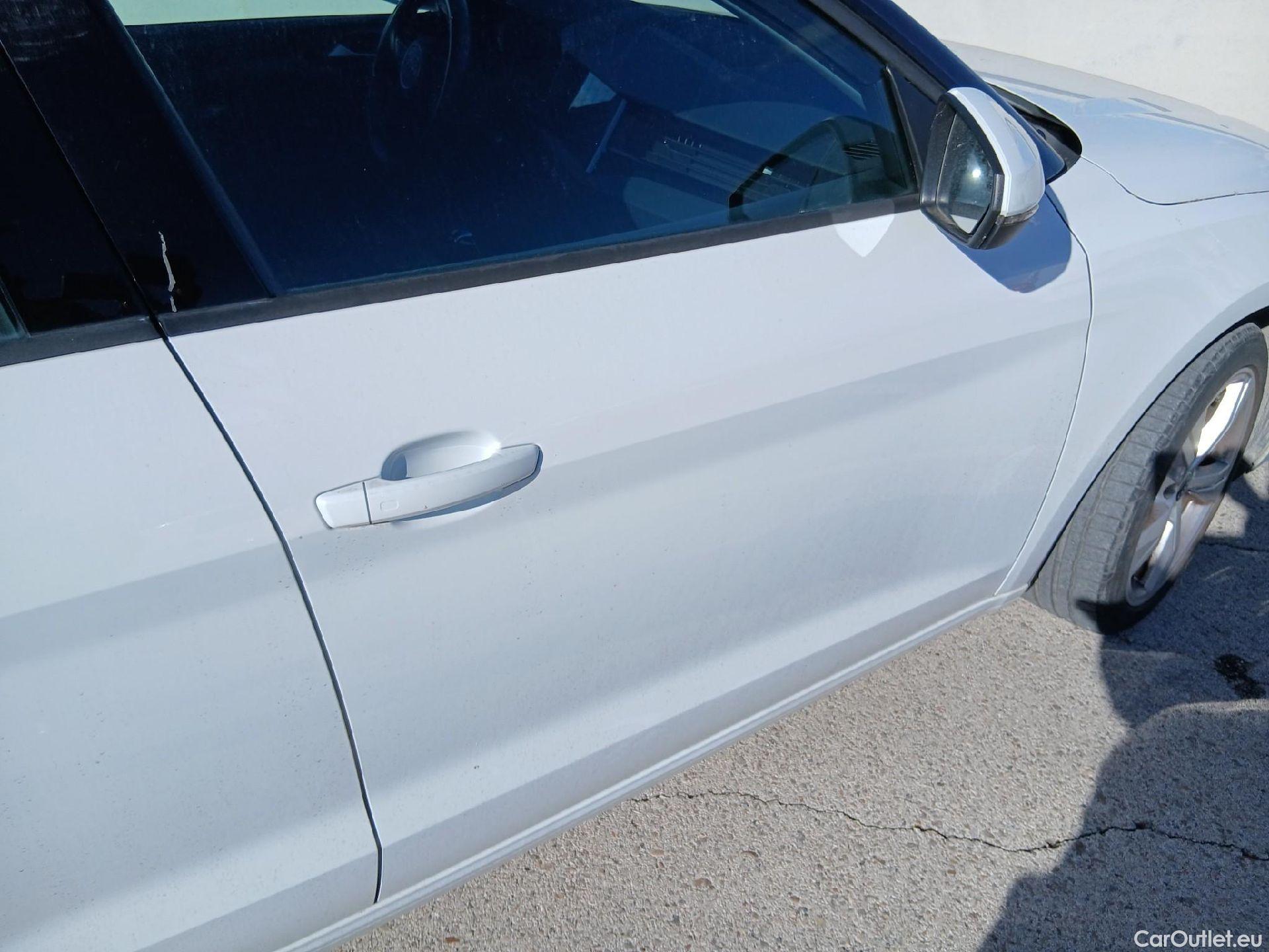  Audi  A1 Sportback AUDI A1 / 2018 / 5P / berlina con portón Sportback Advanced 25 TFSI 70kW (95CV) #25