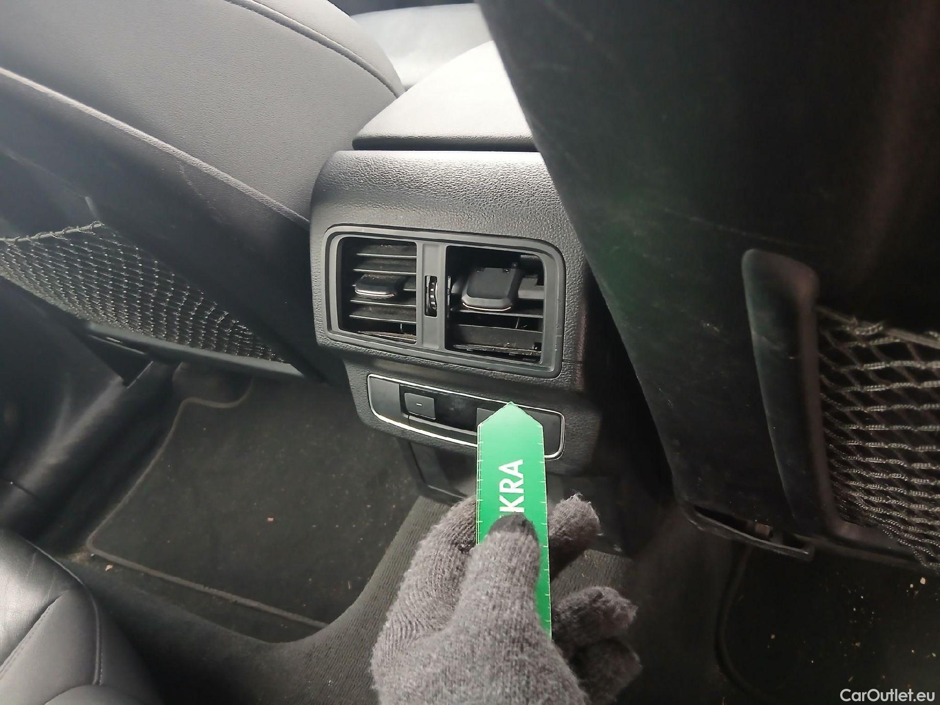  Audi  Q5 AUDI  SPORTBACK / 2020 / 5P / todoterreno S line 35 TDI 120kW S tronic #28