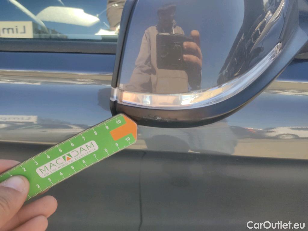  Bmw  Serie 3 BMW  5p 6G familiar 318d Touring #31