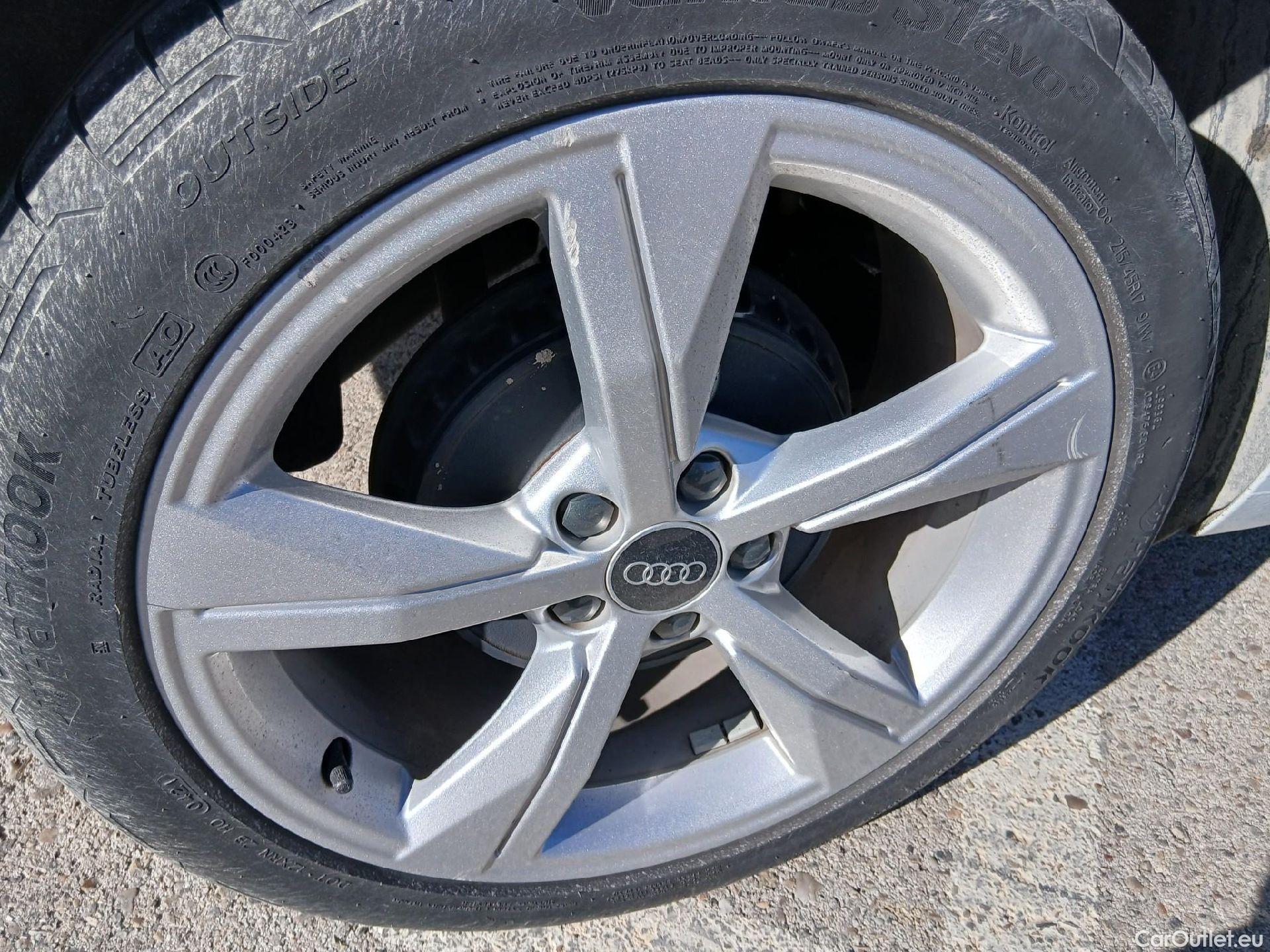  Audi  A1 Sportback AUDI A1 / 2018 / 5P / berlina con portón Sportback Advanced 25 TFSI 70kW (95CV) #23