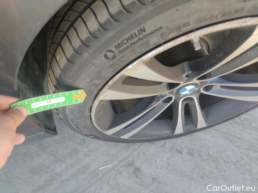  Bmw  Serie 3 BMW  5p 6G familiar 318d Touring #8