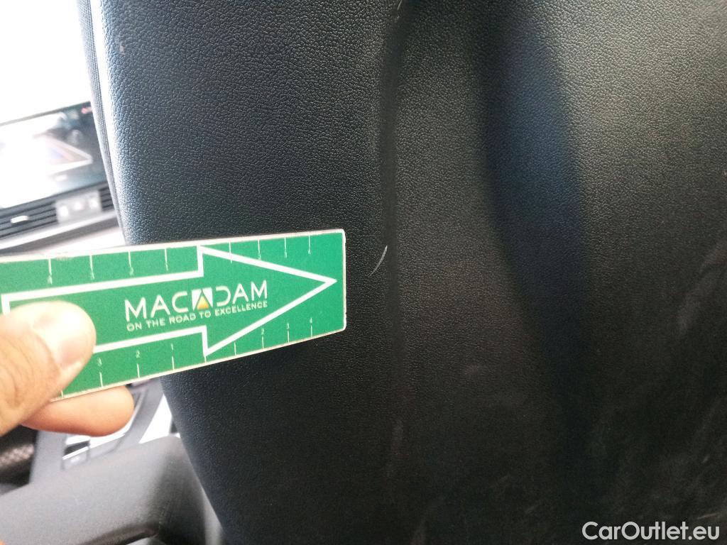  Audi  Q5 AUDI  / 2020 / 5P / todoterreno Advanced 35 TDI 120kW S tronic (AC2) #9