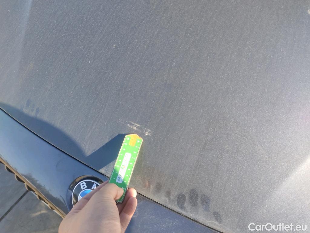  Bmw  Serie 3 BMW  5p 6G familiar 318d Touring #29