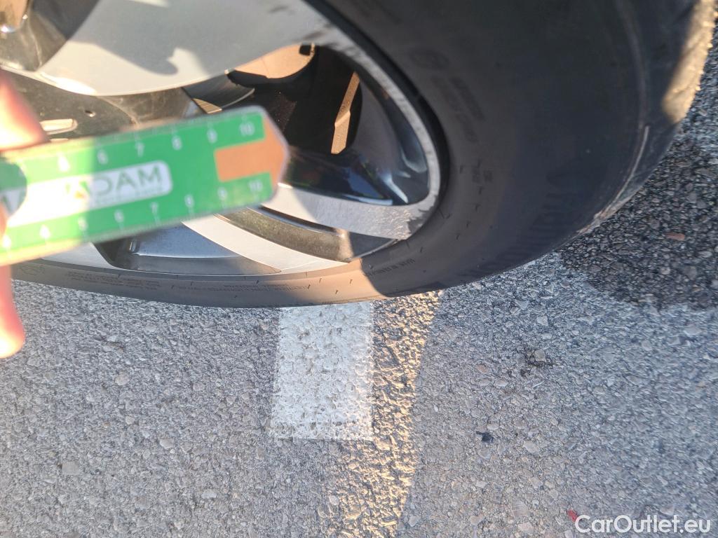  Citroen  C3 CITROEN  / 2020 / 5P / berlina con portón BlueHDi 75KW (100CV) S&S Feel Pack #6