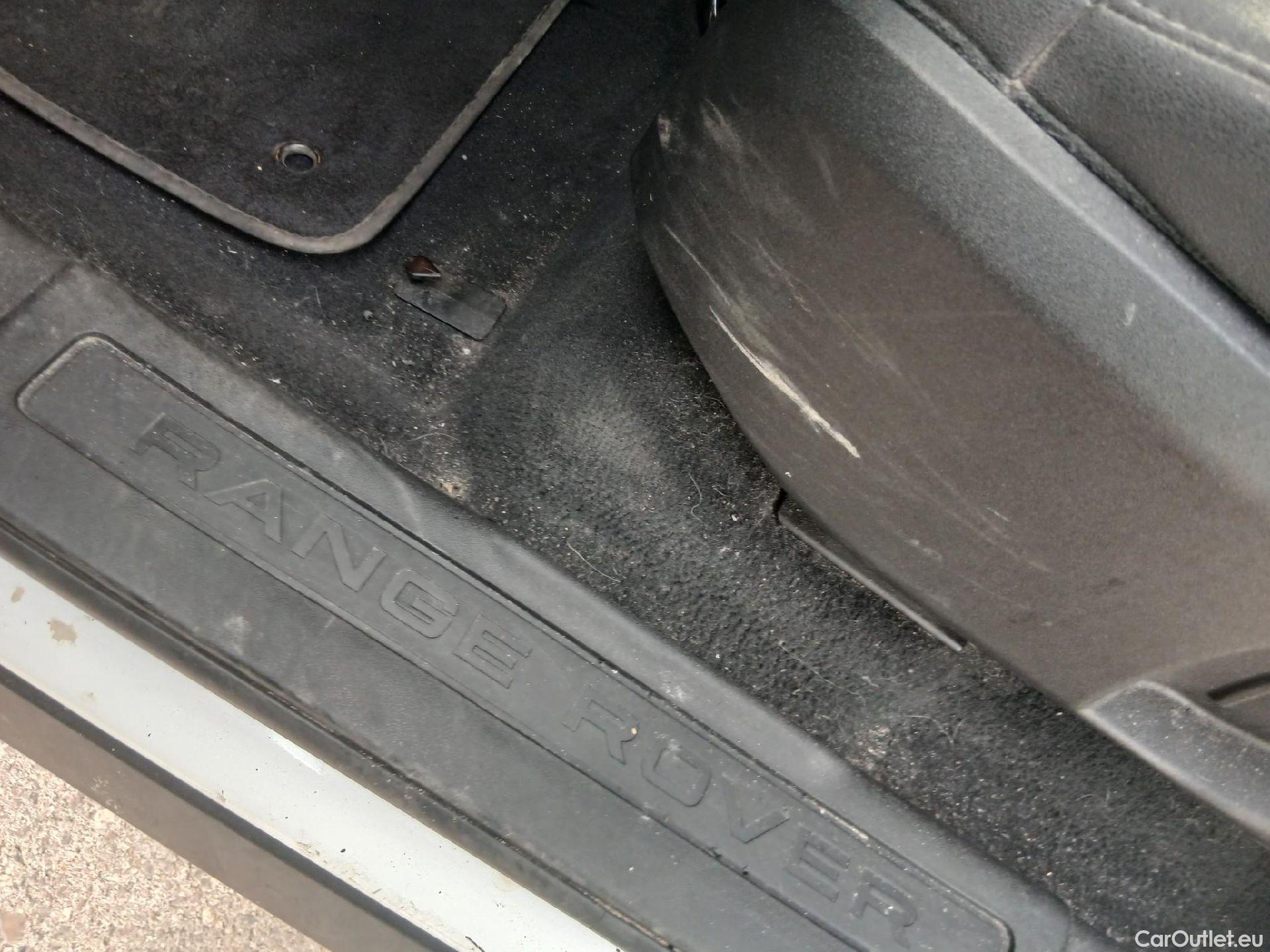  Land Rover  Range Rover LAND ROVER  Evoque / 2015 / 5P / 2.0L eD4 Diesel 110kW (150CV) 4x2 Pure #4