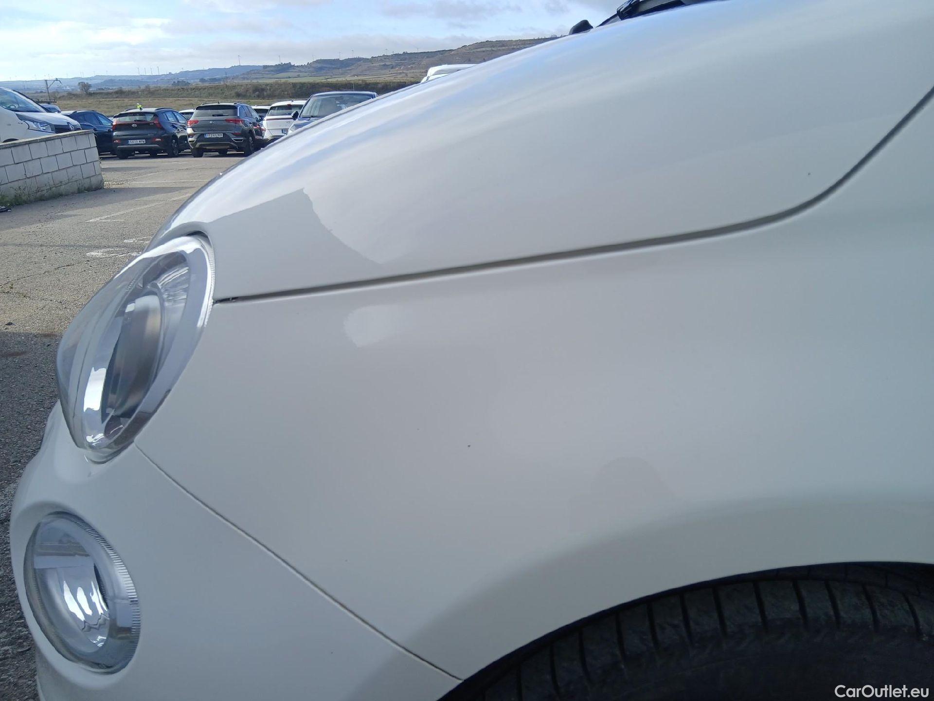  Fiat  500 FIAT  / 2015 / 3P / berlina con portón Red 1.0 Hybrid 51KW (70 CV)(SP)(SL) (AC4) #4