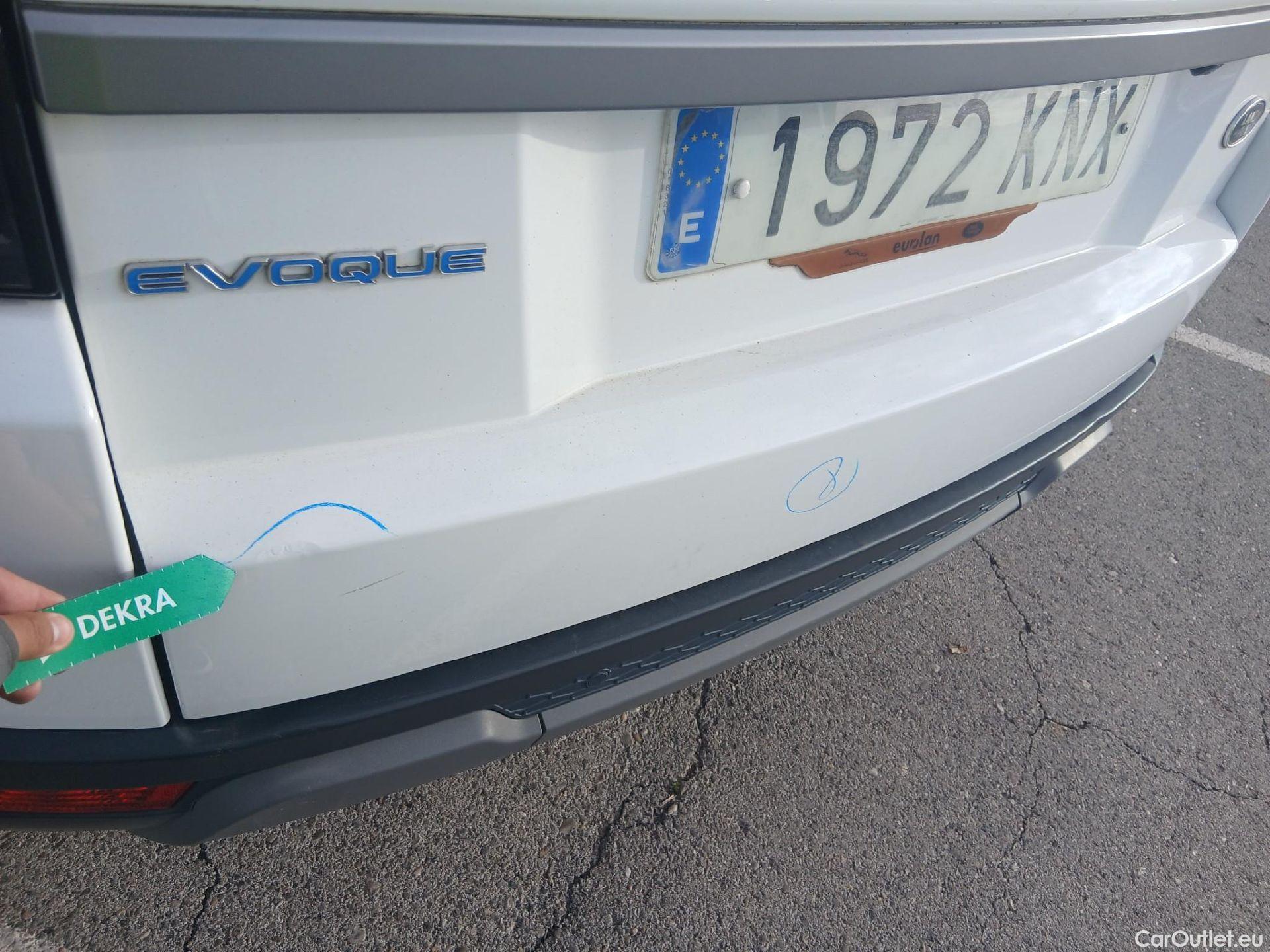  Land Rover  Range Rover LAND ROVER  Evoque / 2015 / 5P / 2.0L eD4 Diesel 110kW (150CV) 4x2 Pure #27