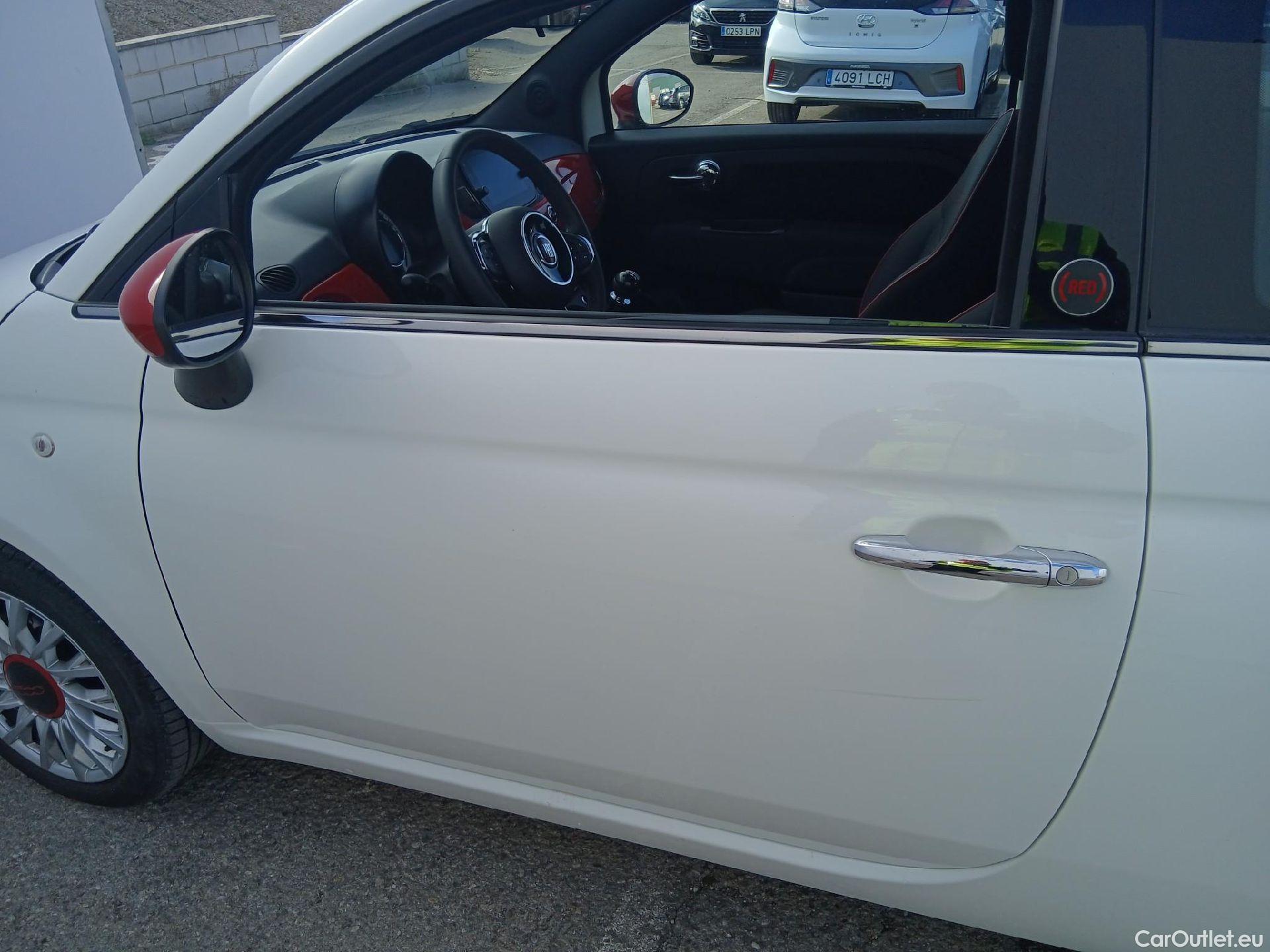  Fiat  500 FIAT  / 2015 / 3P / berlina con portón Red 1.0 Hybrid 51KW (70 CV)(SP)(SL) (AC4) #6