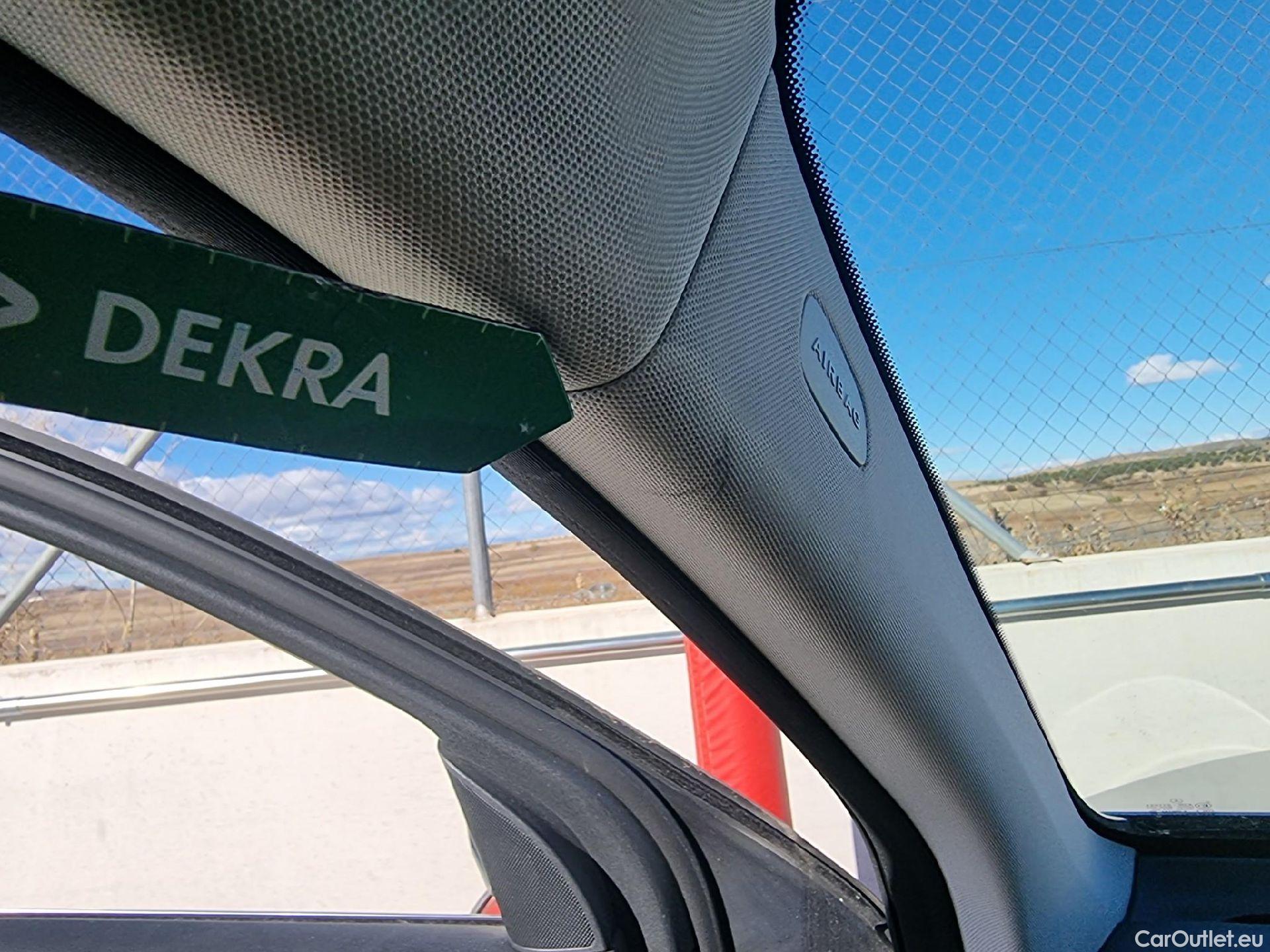  Mercedes  G-Klasee MERCEDES-BENZ Clase GLC / 2019 / 5P / todoterreno GLC 300 de 4MATIC #2