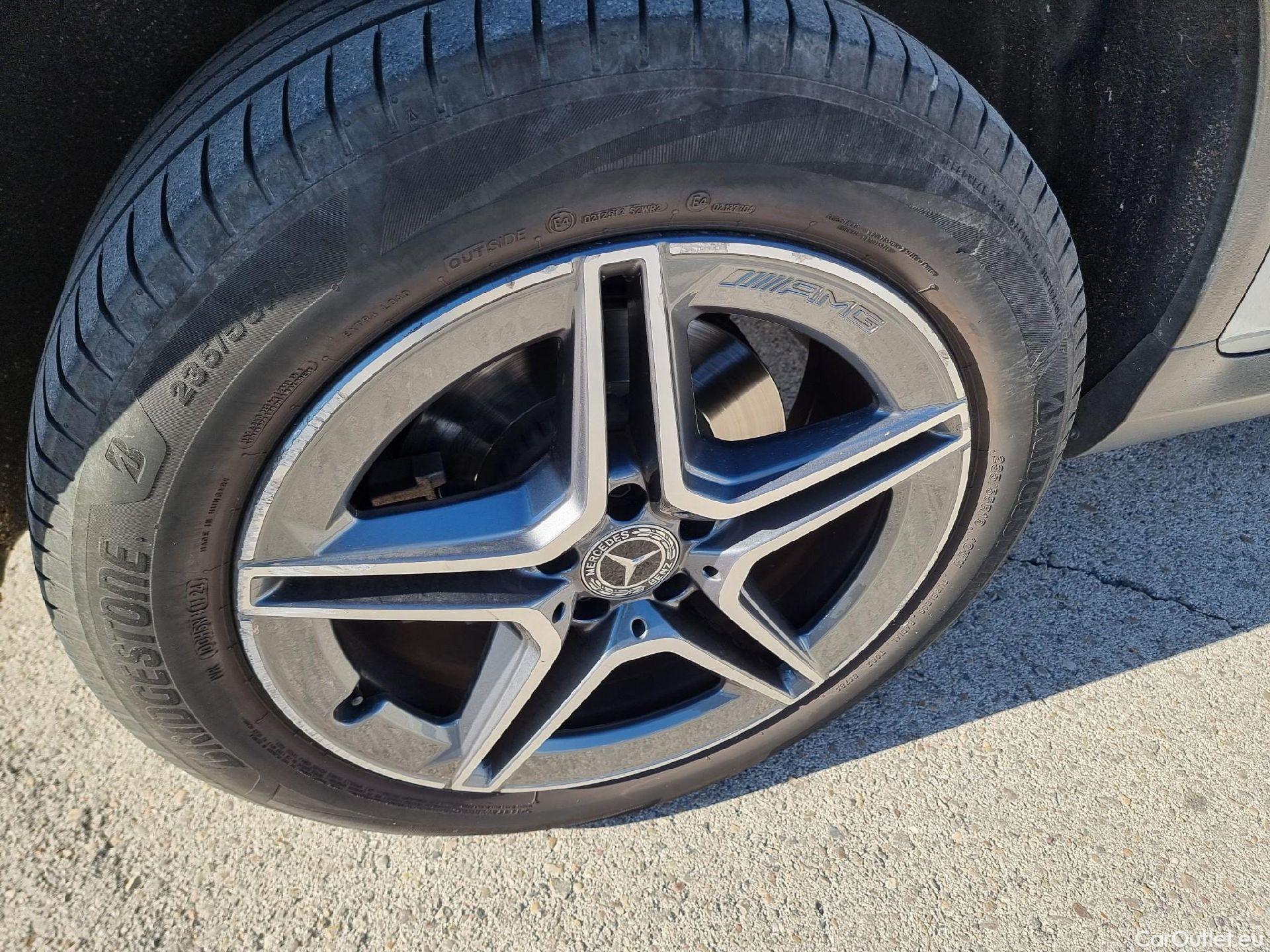  Mercedes  G-Klasee MERCEDES-BENZ Clase GLC / 2019 / 5P / todoterreno GLC 300 de 4MATIC #49