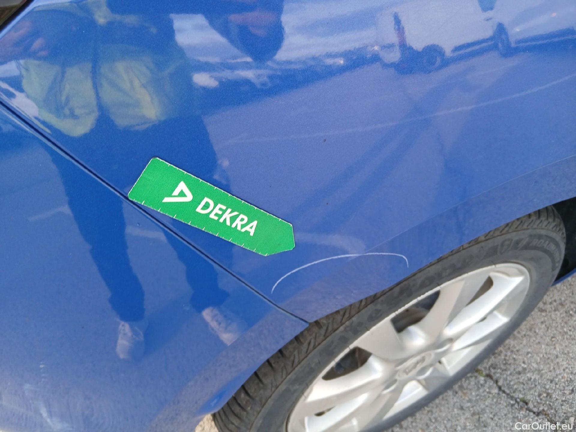  Opel  Corsa OPEL  / 2019 / 5P / berlina con portón 1.2T XHL 74kW (100CV) Edition #32