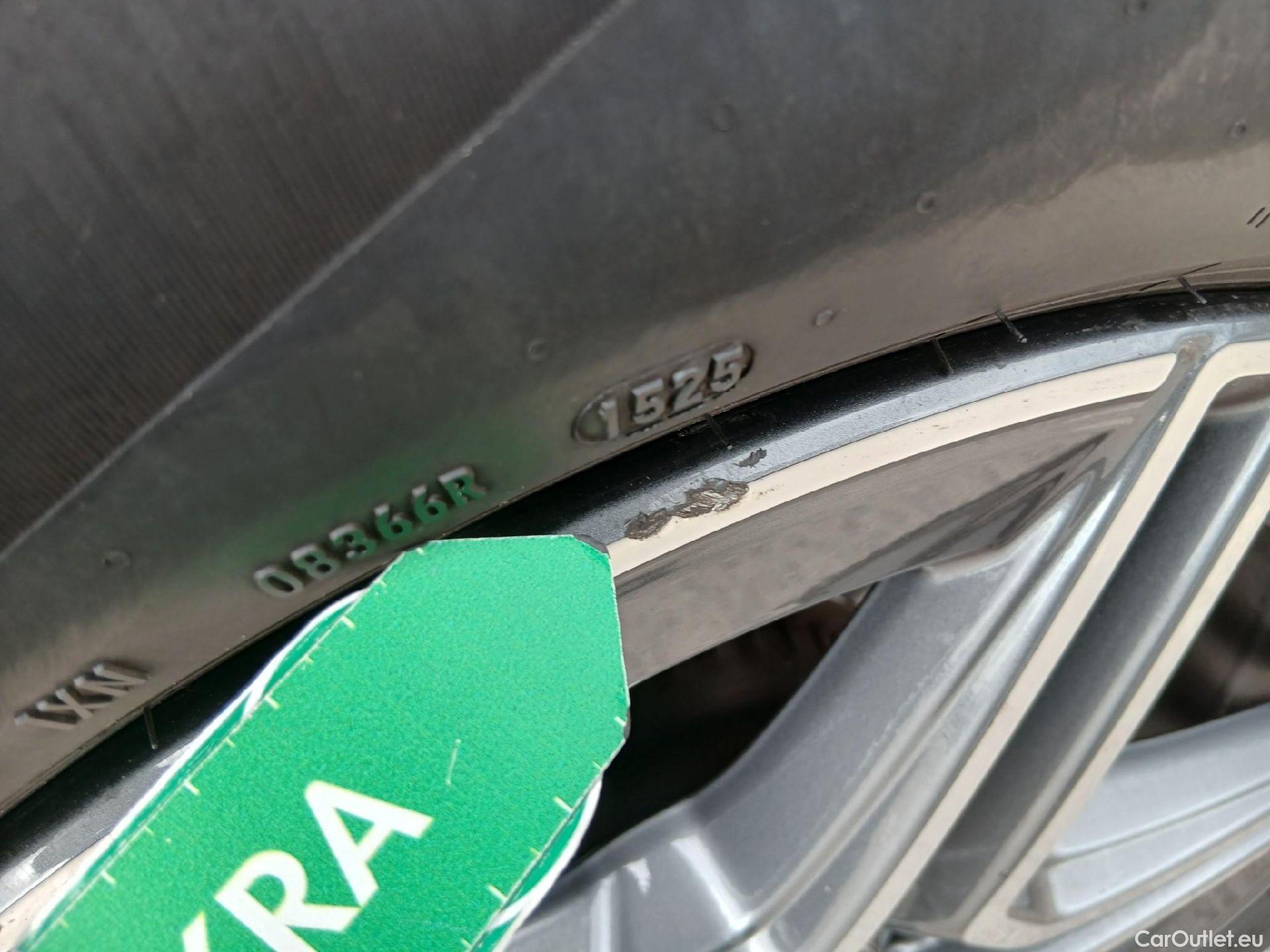  Mercedes  G-Klasee Clase GLC GLC 300 de 4Matic (253.911)AMG 2.0 AMG Line 305CV AT9 E6d #7