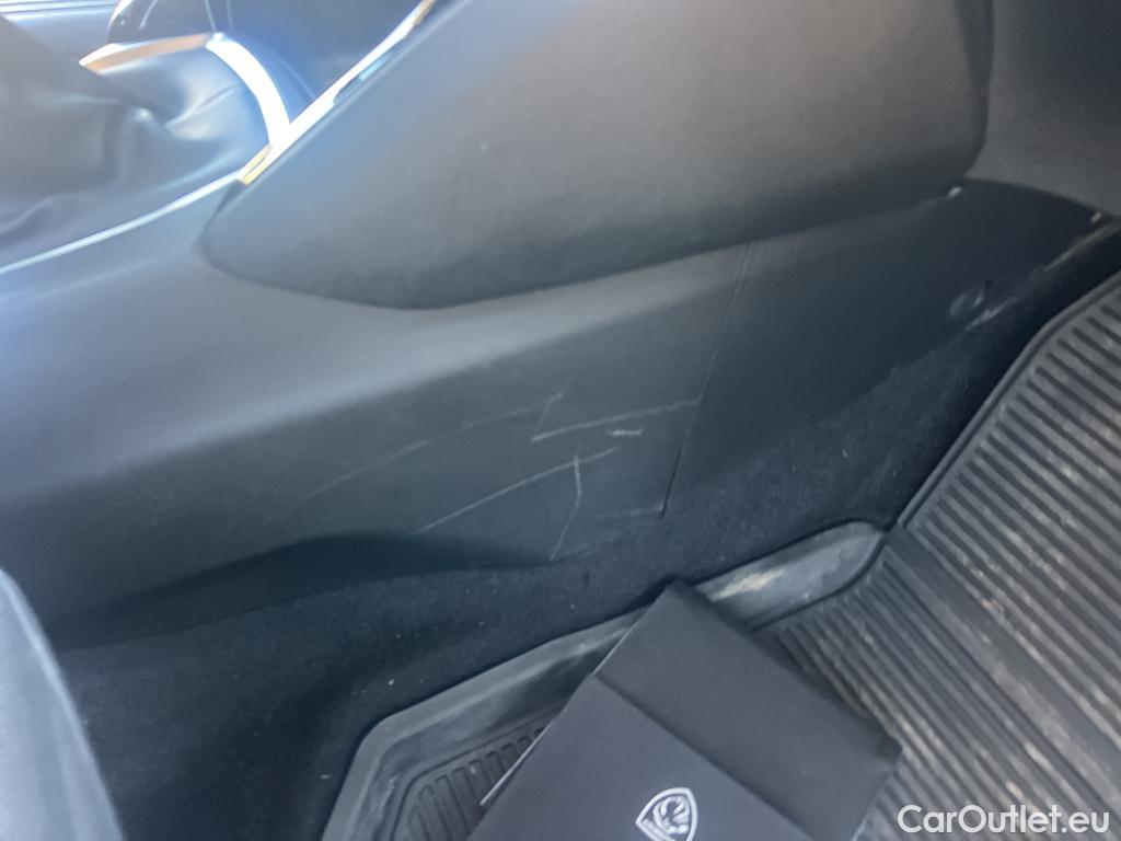  Peugeot  2008 PEUGEOT  / 2019 / 5P / todoterreno Active Pack BlueHDI 81kW (110CV) #1