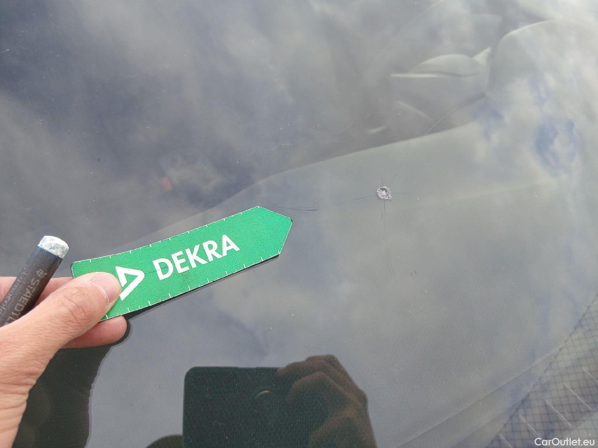  Opel  Corsa OPEL  / 2019 / 5P / berlina con portón 1.2T XHL 74kW (100CV) Edition #2