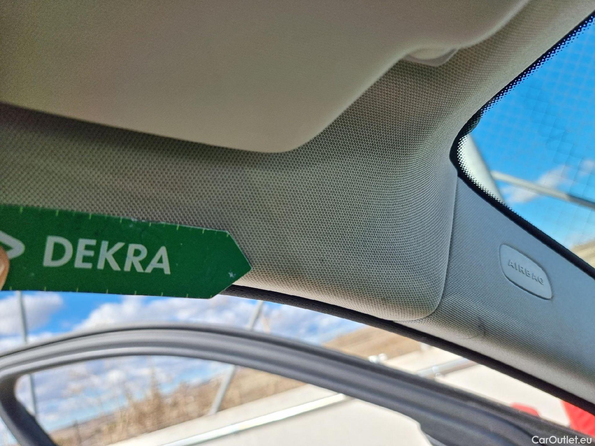  Mercedes  G-Klasee MERCEDES-BENZ Clase GLC / 2019 / 5P / todoterreno GLC 300 de 4MATIC #4