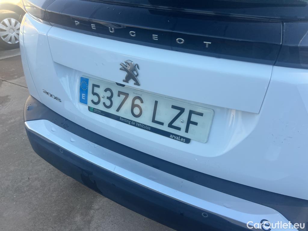  Peugeot  2008 PEUGEOT  / 2019 / 5P / todoterreno Active Pack BlueHDI 81kW (110CV) #3