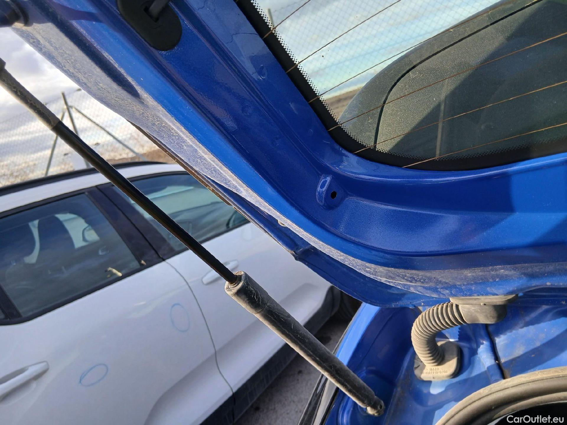  Opel  Corsa OPEL  / 2019 / 5P / berlina con portón 1.2T XHL 74kW (100CV) Edition #27