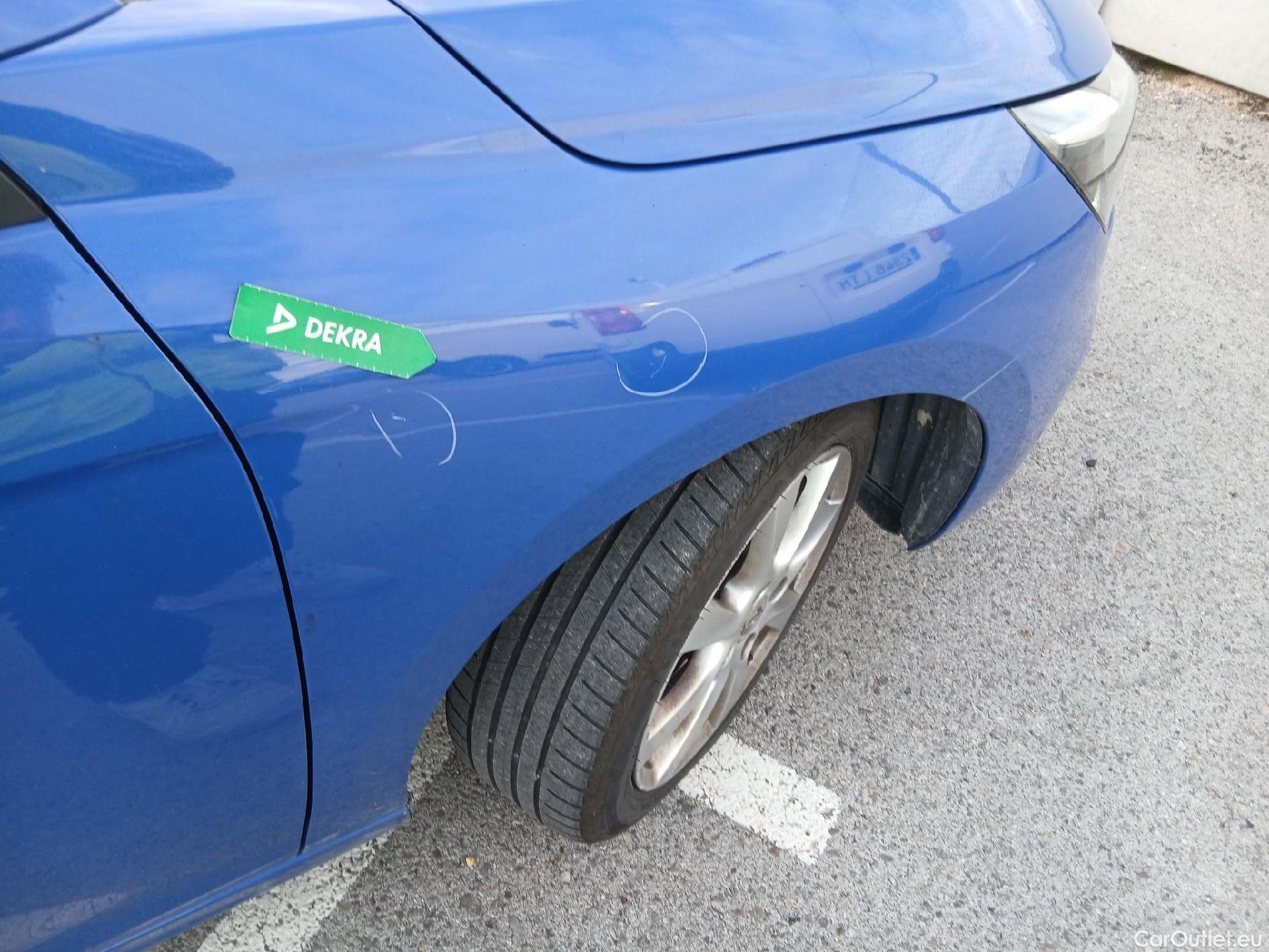  Opel  Corsa OPEL  / 2019 / 5P / berlina con portón 1.2T XHL 74kW (100CV) Edition #44