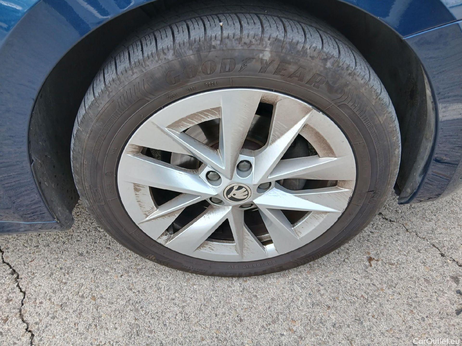  Skoda  Octavia  Berlina Style 2.0 TDI 150CV AT7 E6dT #10