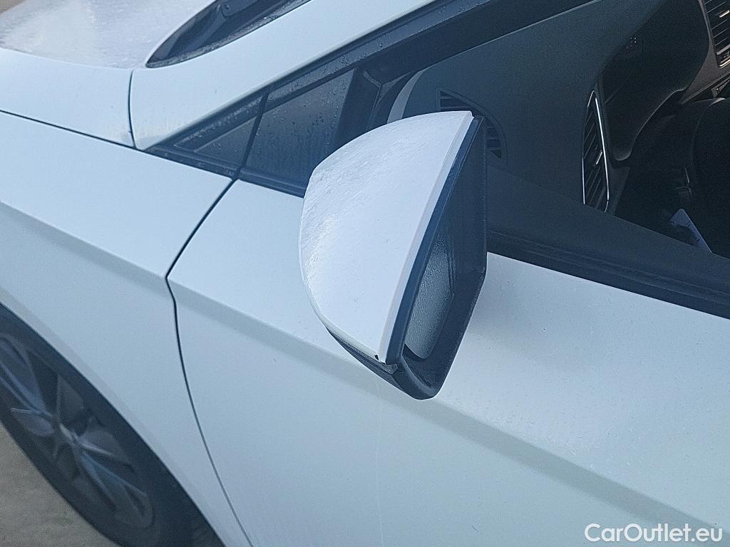  Seat  Leon  Style Visio Edition 1.5 TSI 130CV MT6 E6dT #12