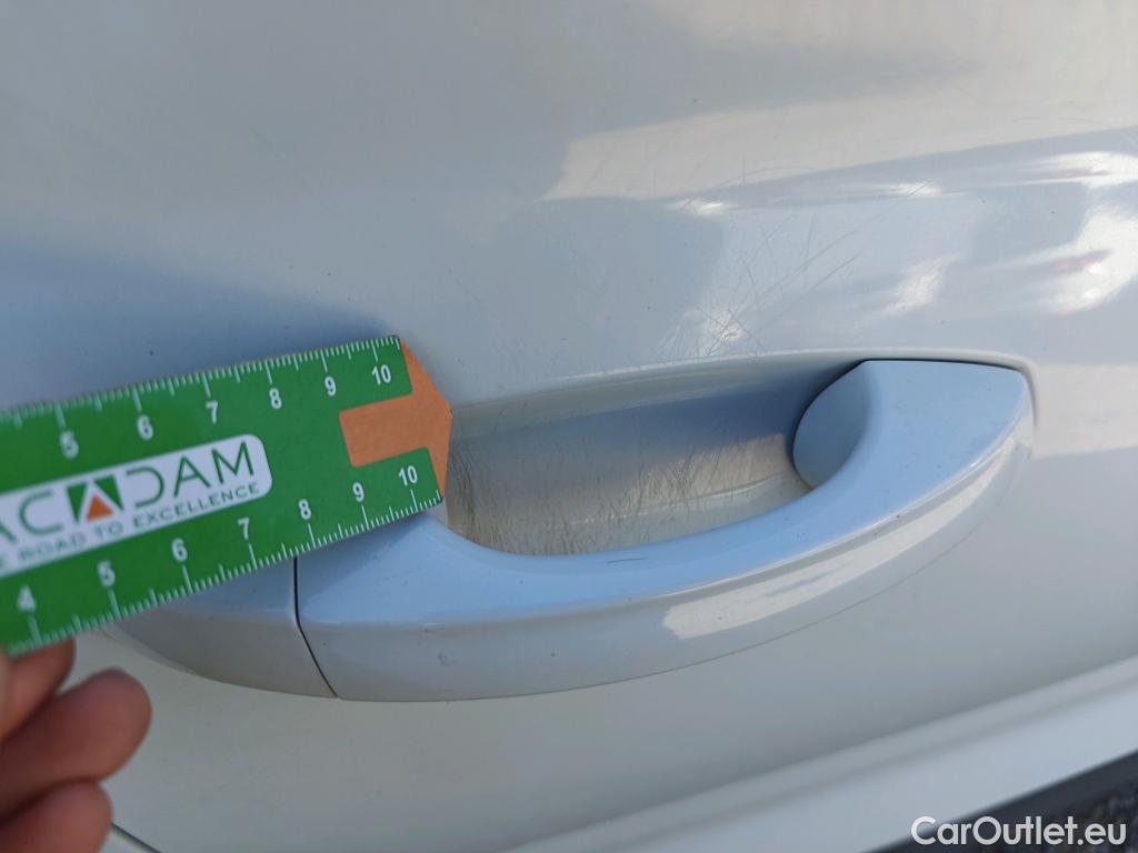  Skoda  Kodiaq SKODA  / 2016 / 5P / todoterreno 2.0 TDI 110KW (150cv) DSG 4x4 Ambition #18