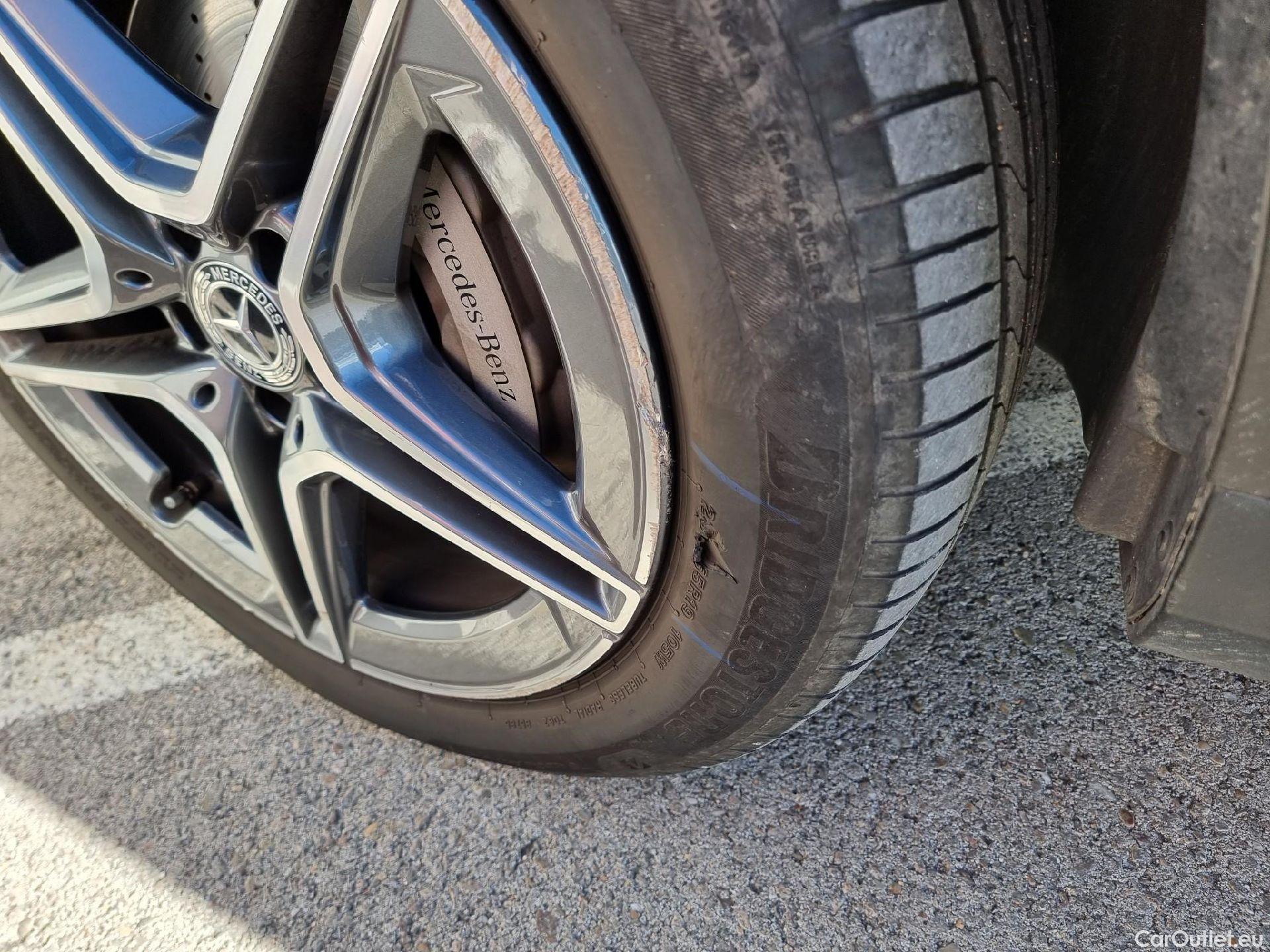  Mercedes  G-Klasee MERCEDES-BENZ Clase GLC / 2019 / 5P / todoterreno GLC 300 de 4MATIC #19