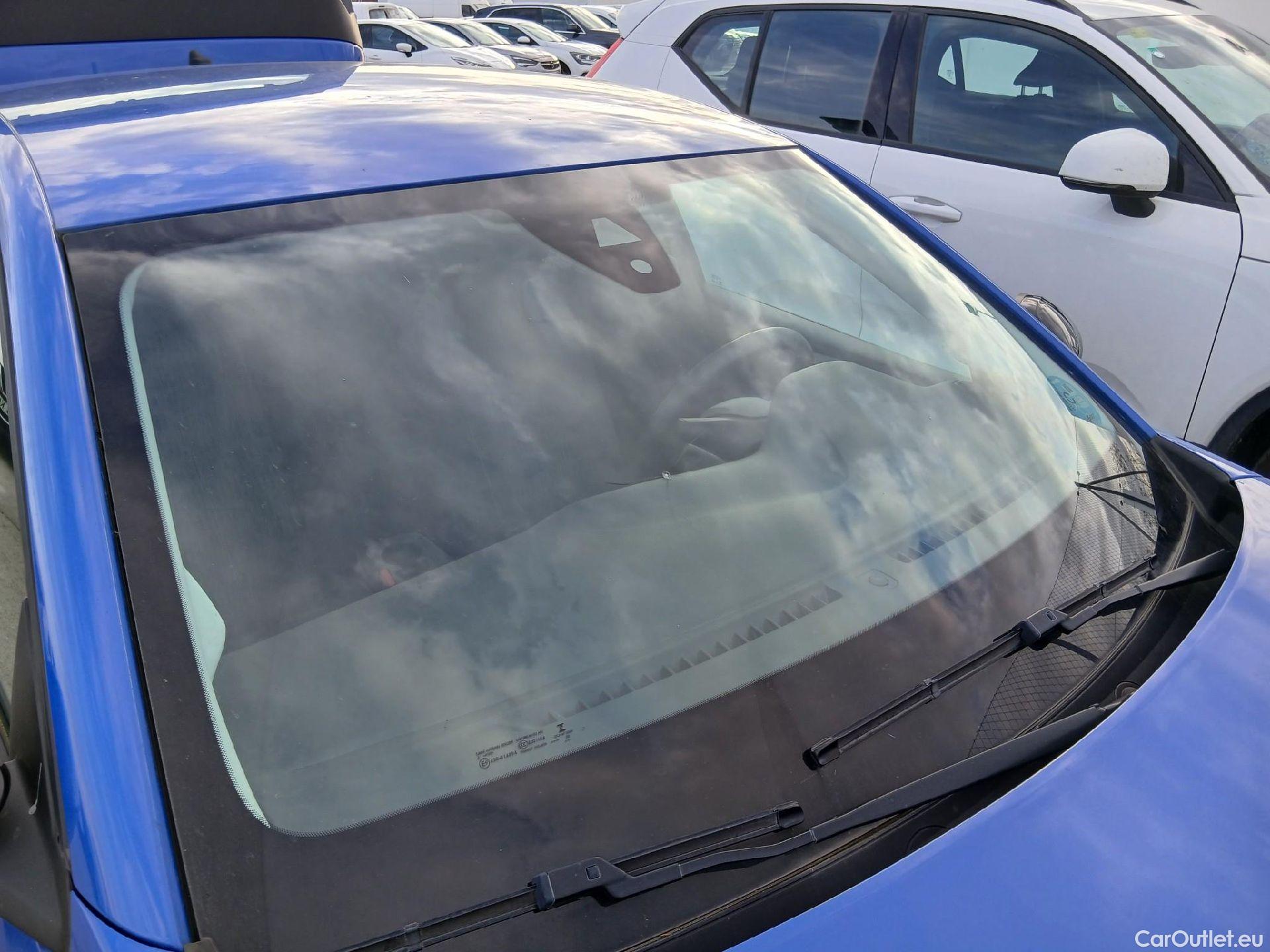  Opel  Corsa OPEL  / 2019 / 5P / berlina con portón 1.2T XHL 74kW (100CV) Edition #3