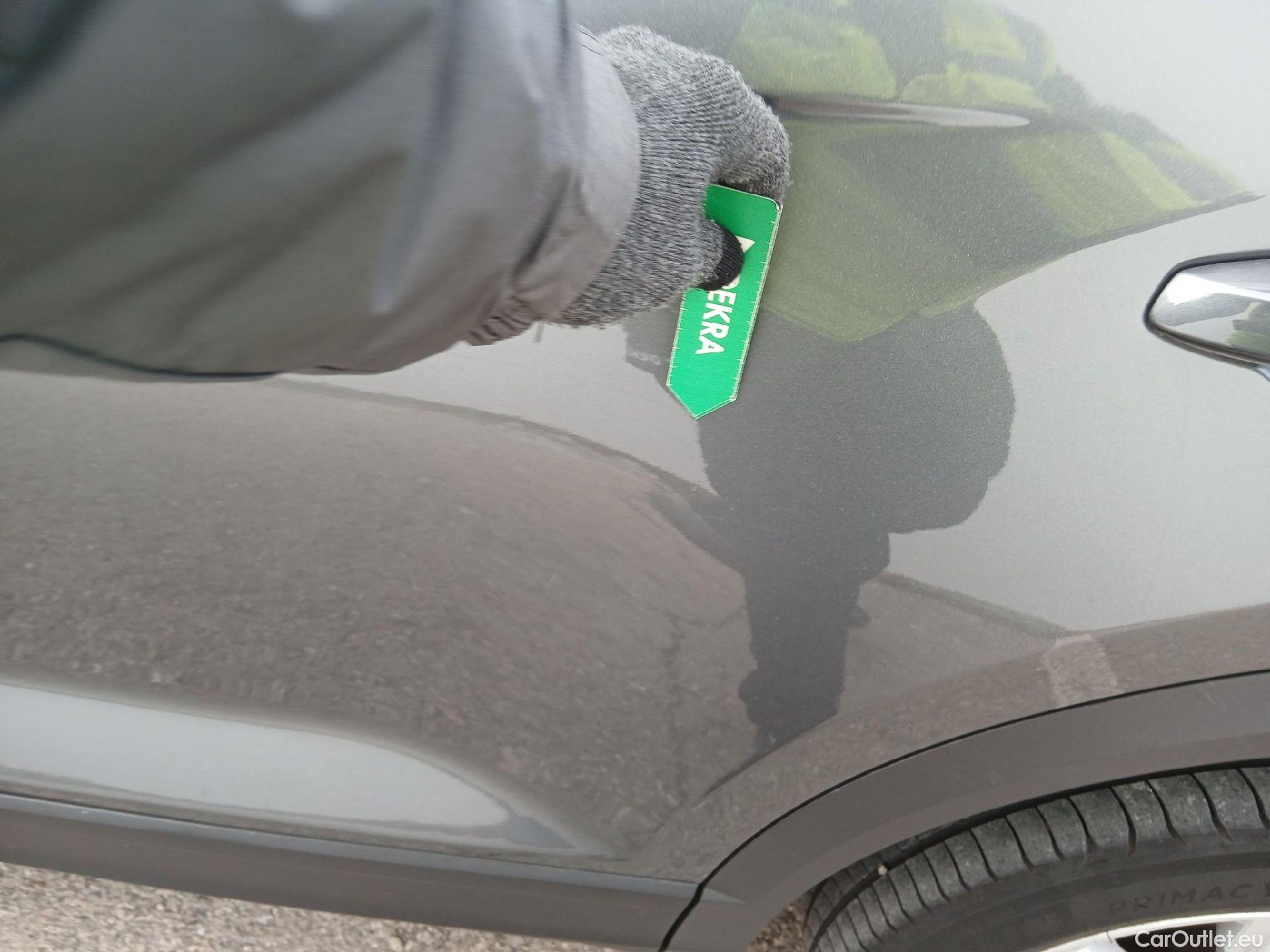  Volkswagen  T-ROC VOLKSWAGEN  / 2017 / 5P / todoterreno Advance 2.0 TDI 110kW (150CV) DSG (AC2) #11