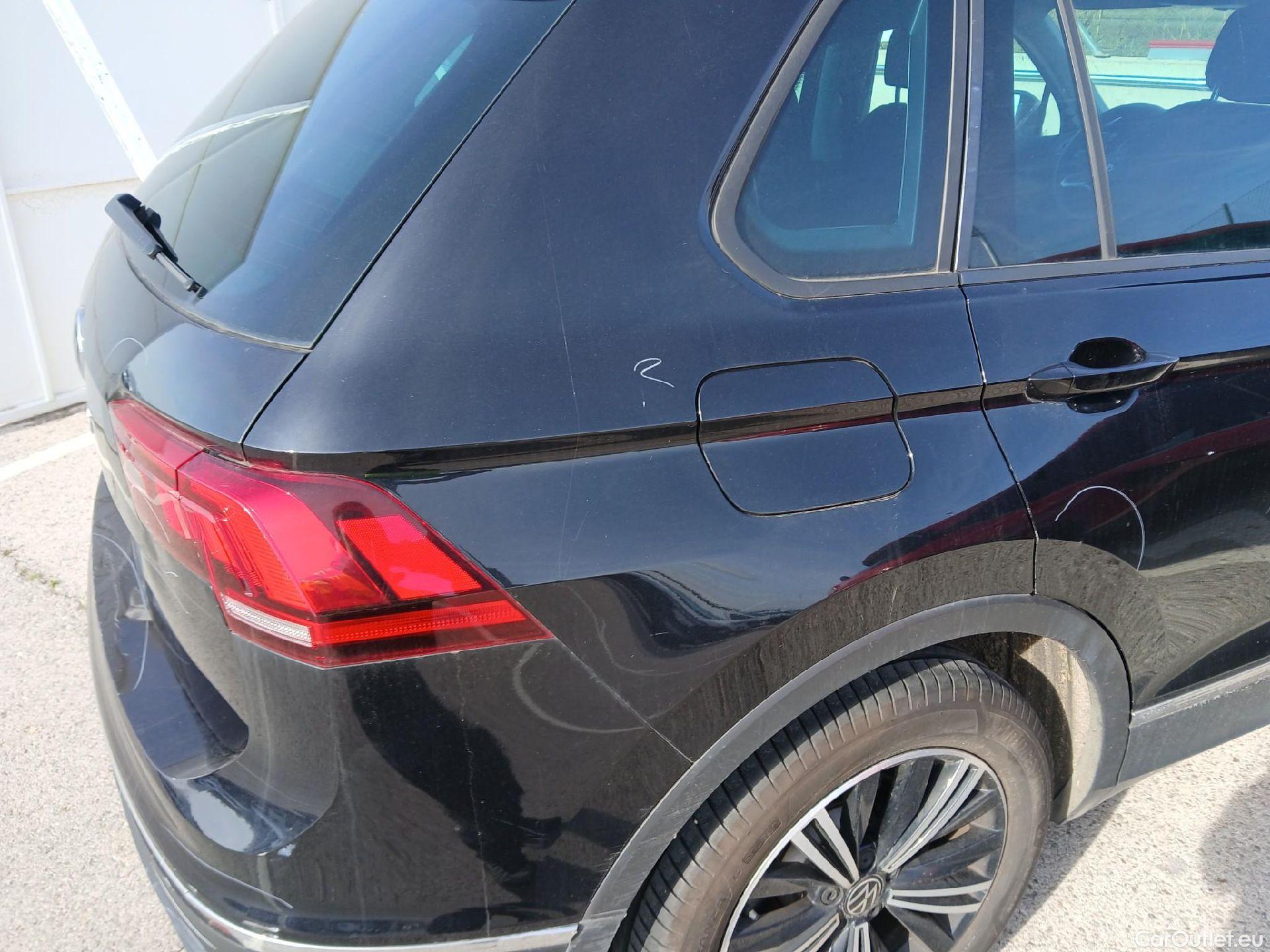  Volkswagen  Tiguan VOLKSWAGEN  / 2020 / 5P / todoterreno Life 2.0 TDI 110kW (150CV) DSG (AC2) #34