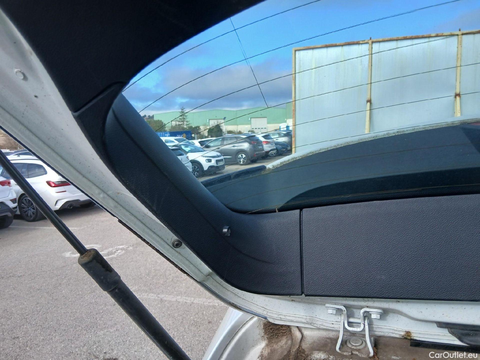  Volkswagen  Golf  VOLKSWAGEN / 2020 / 5P / berlina con portón 1.0 TSI 81kW (110CV) #29