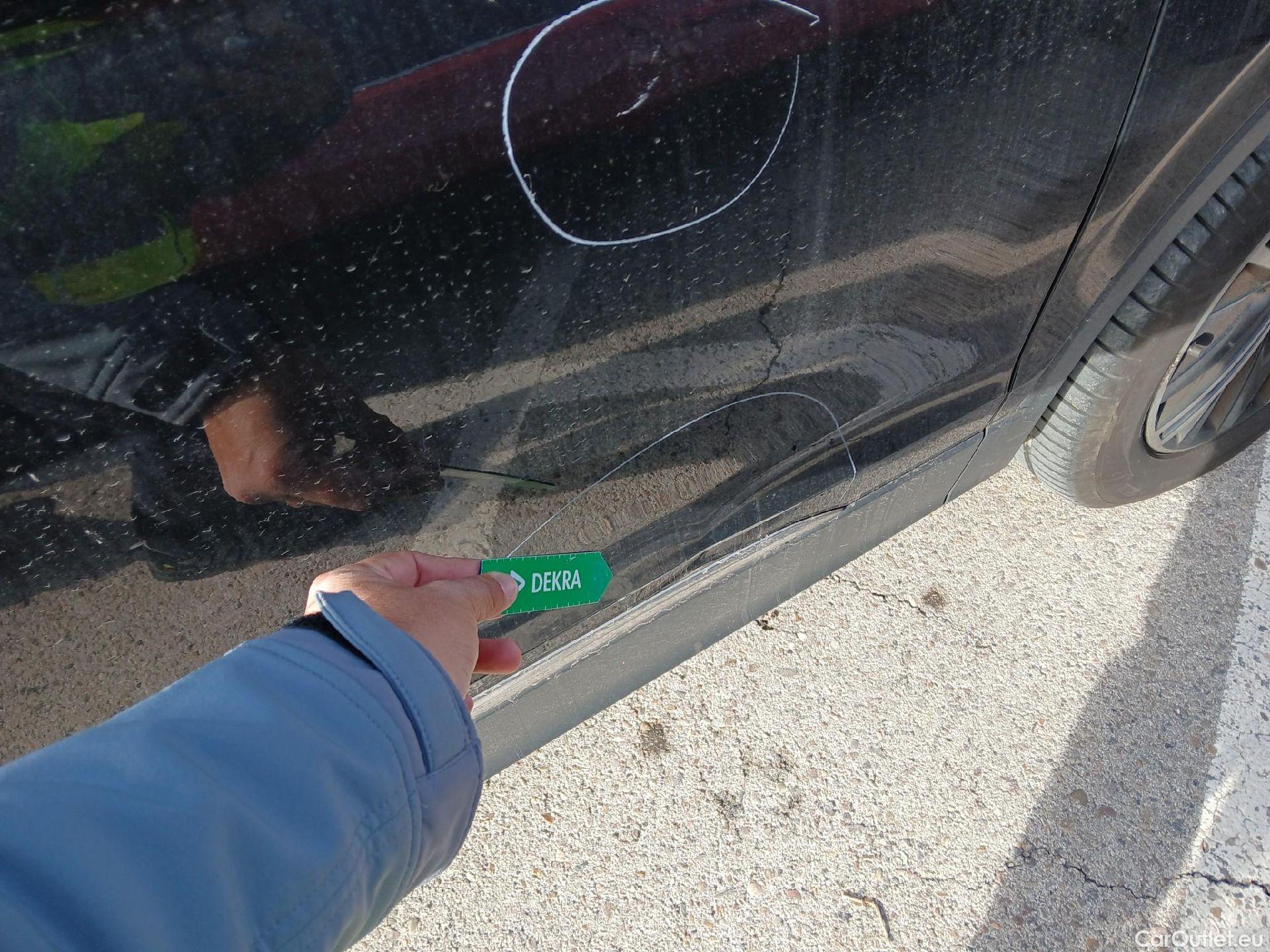  Volkswagen  Tiguan VOLKSWAGEN  / 2020 / 5P / todoterreno Life 2.0 TDI 110kW (150CV) DSG (AC2) #40