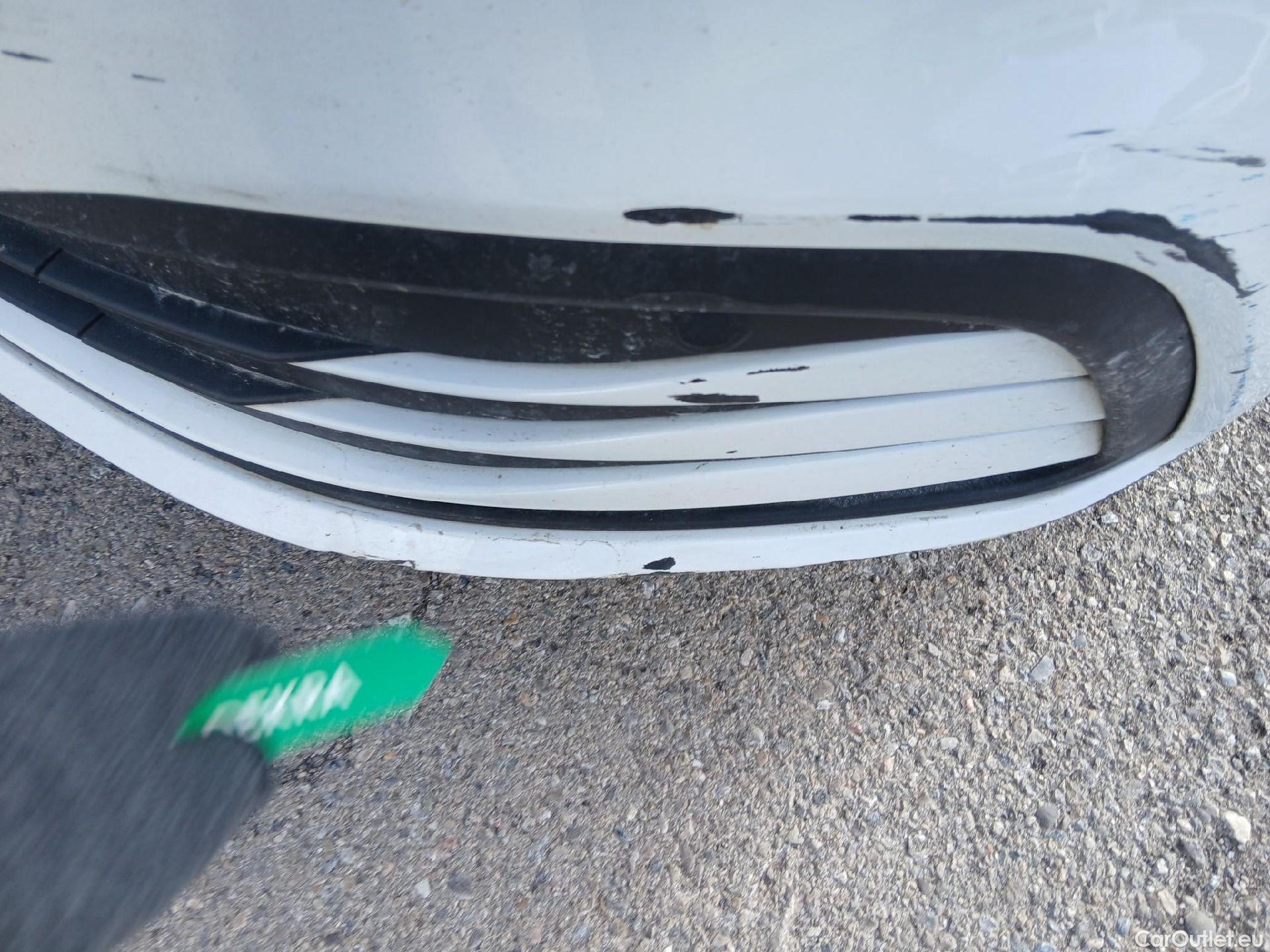  Volkswagen  Golf  VOLKSWAGEN / 2020 / 5P / berlina con portón 1.0 TSI 81kW (110CV) #5