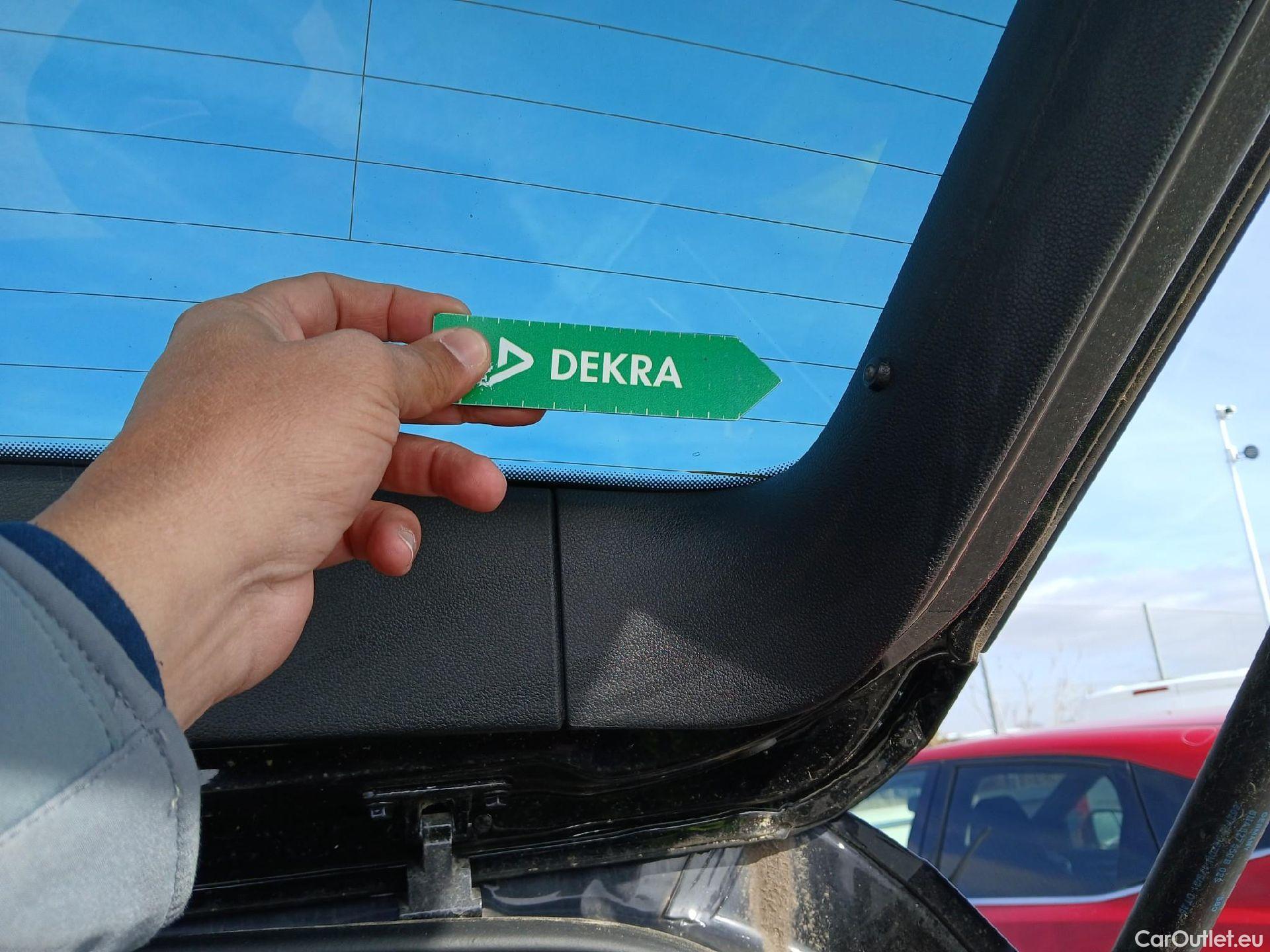  Volkswagen  Tiguan VOLKSWAGEN  / 2020 / 5P / todoterreno Life 2.0 TDI 110kW (150CV) DSG (AC2) #10