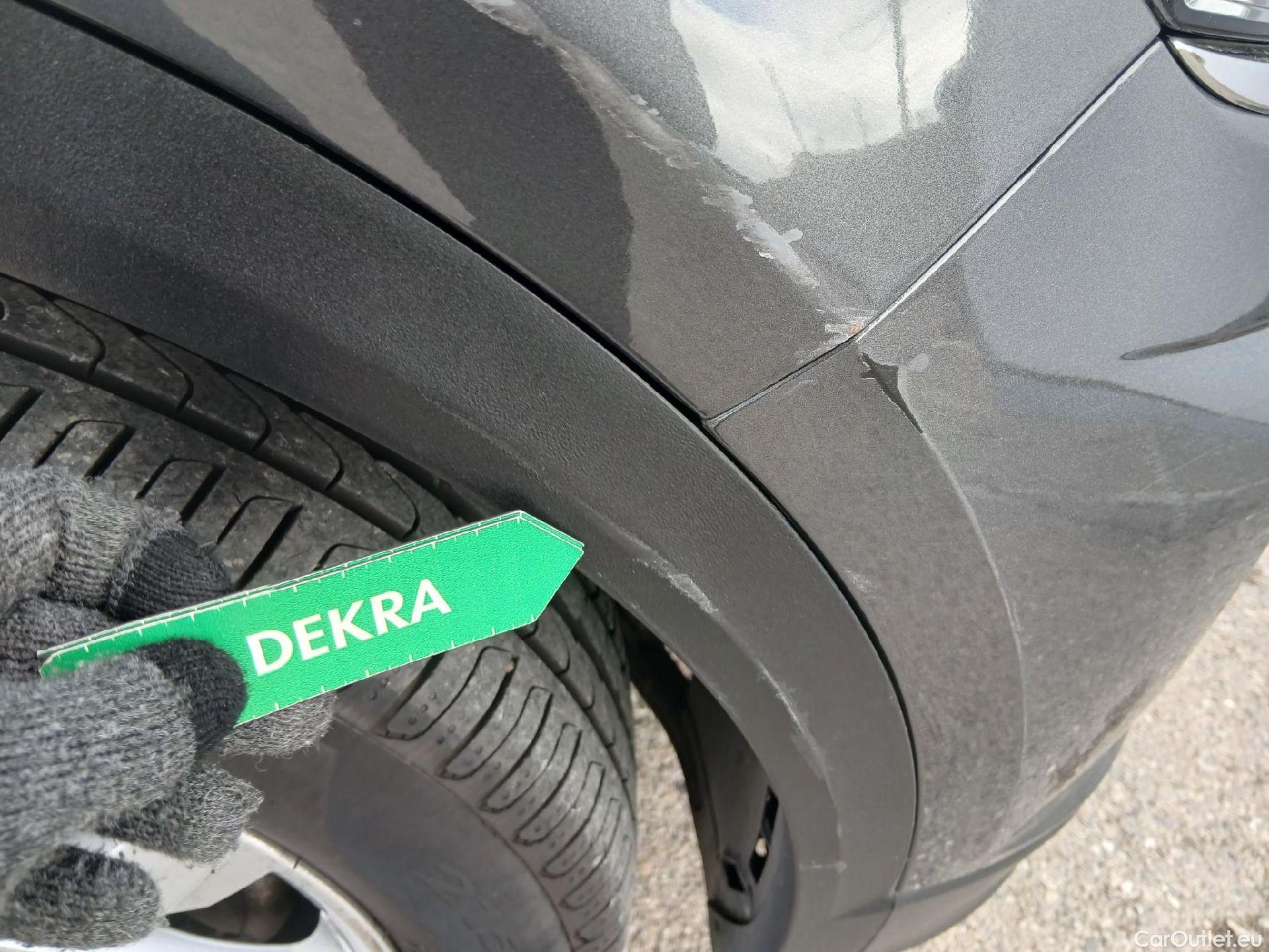  Volkswagen  T-ROC VOLKSWAGEN  / 2017 / 5P / todoterreno Advance 2.0 TDI 110kW (150CV) DSG (AC2) #25