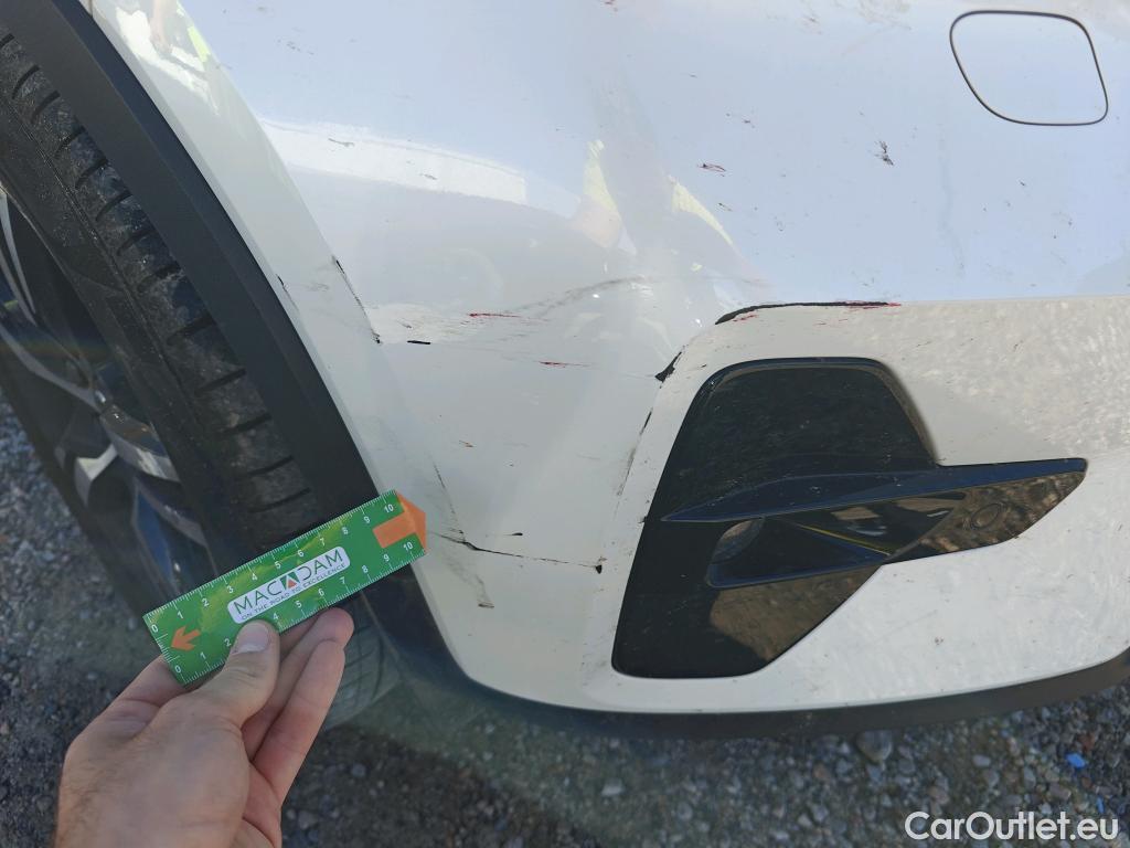  Volvo  XC 40 XC40 Plus Dark 2WD 2.0 165CV AT7 E6d #26