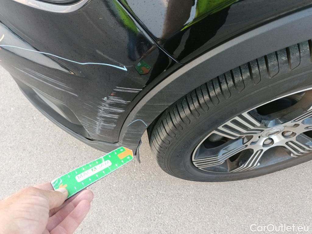  Volvo  XC 40 VOLVO XC40 / 2017 / 5P / 2.0 D4 AWD Inscription Auto #28