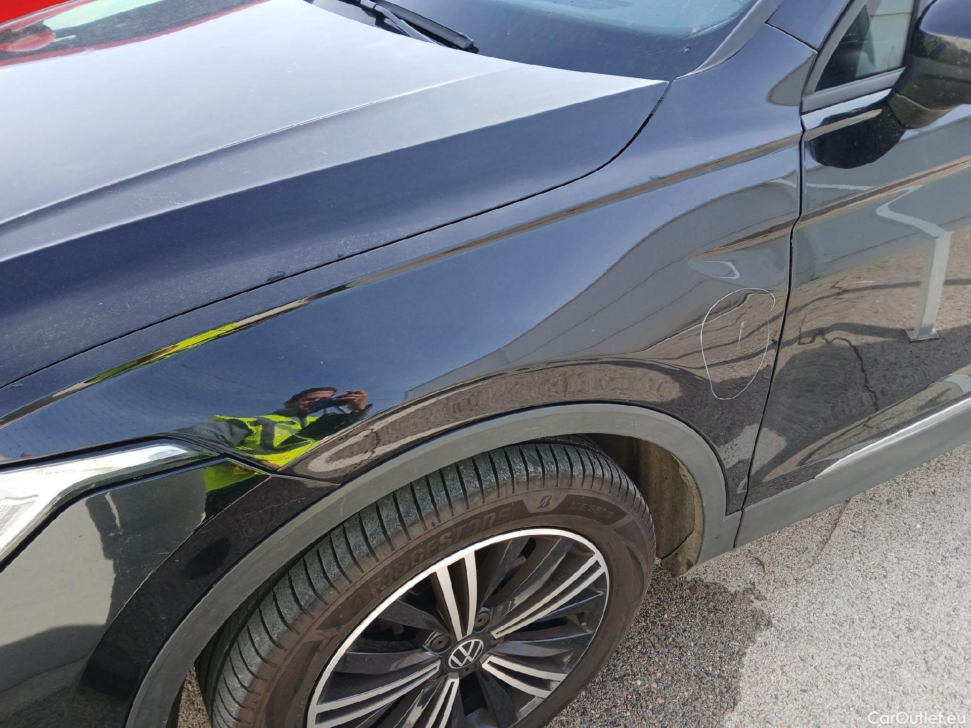  Volkswagen  Tiguan VOLKSWAGEN  / 2020 / 5P / todoterreno Life 2.0 TDI 110kW (150CV) DSG (AC2) #21