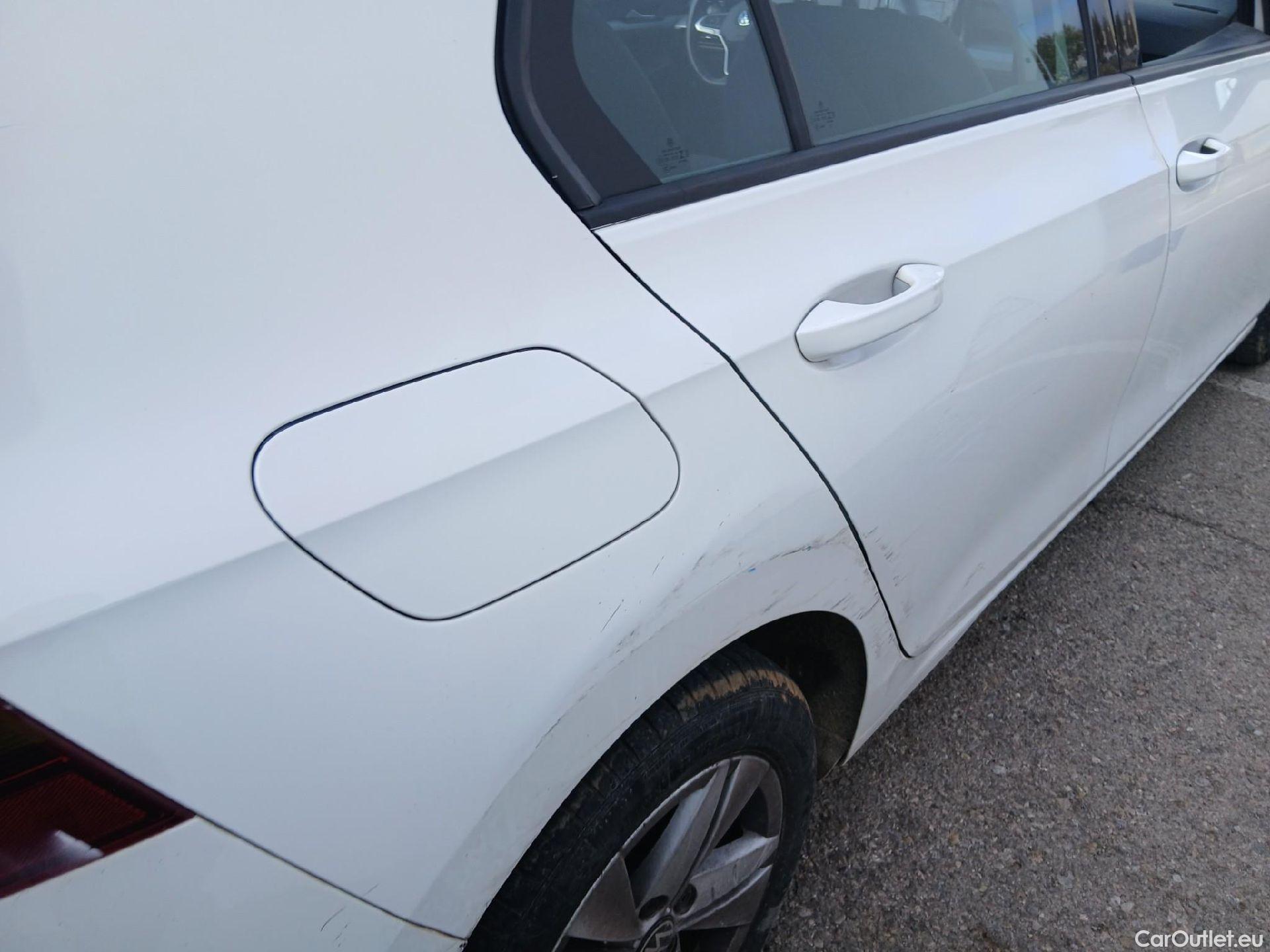  Volkswagen  Golf  VOLKSWAGEN / 2020 / 5P / berlina con portón 1.0 TSI 81kW (110CV) #20