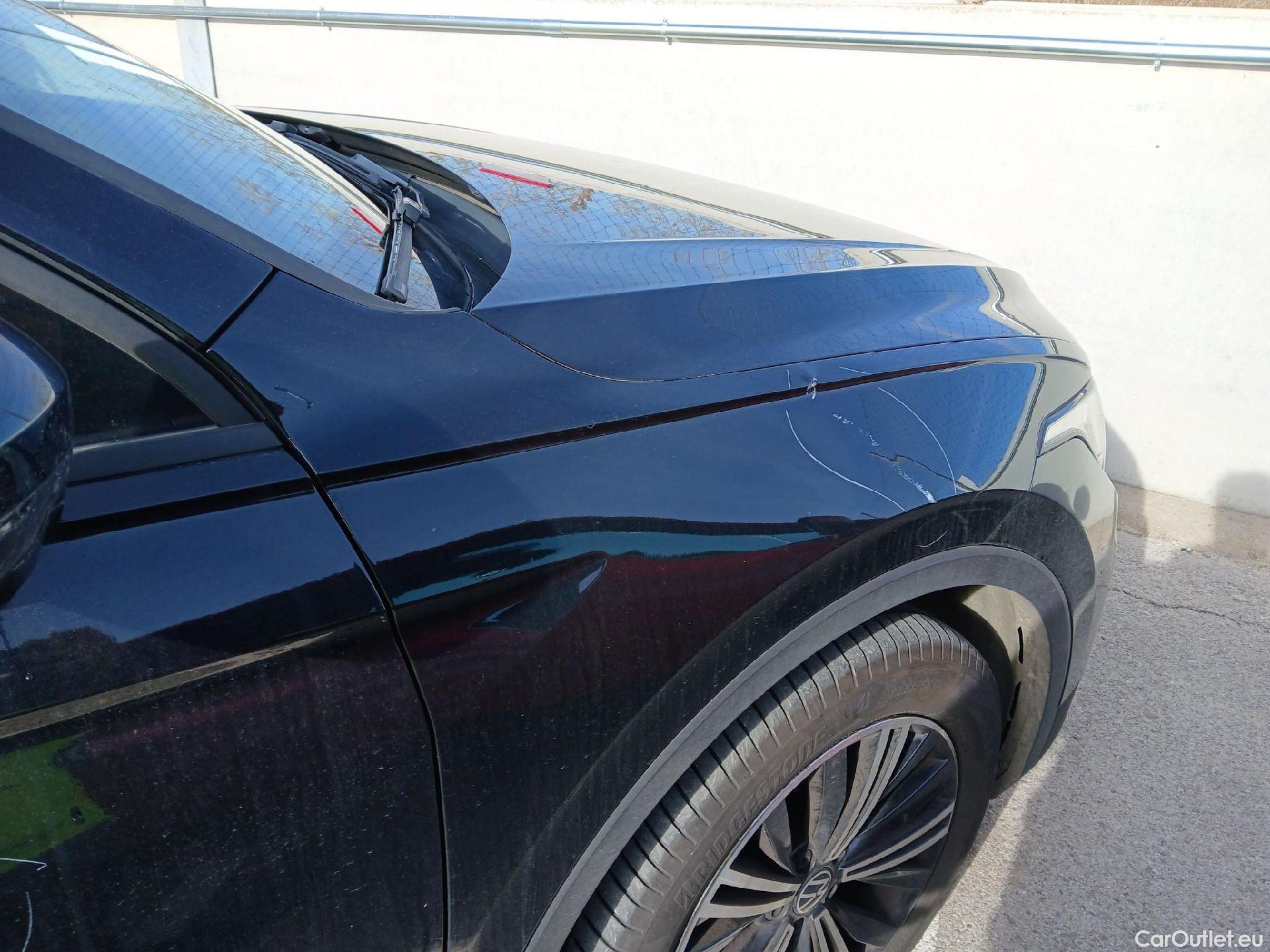  Volkswagen  Tiguan VOLKSWAGEN  / 2020 / 5P / todoterreno Life 2.0 TDI 110kW (150CV) DSG (AC2) #42