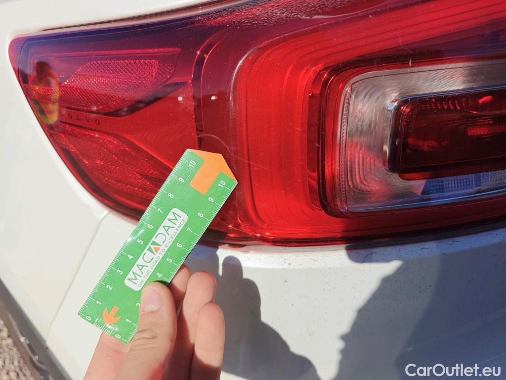  Volvo  XC 40 XC40 Plus Dark 2WD 2.0 165CV AT7 E6d #34