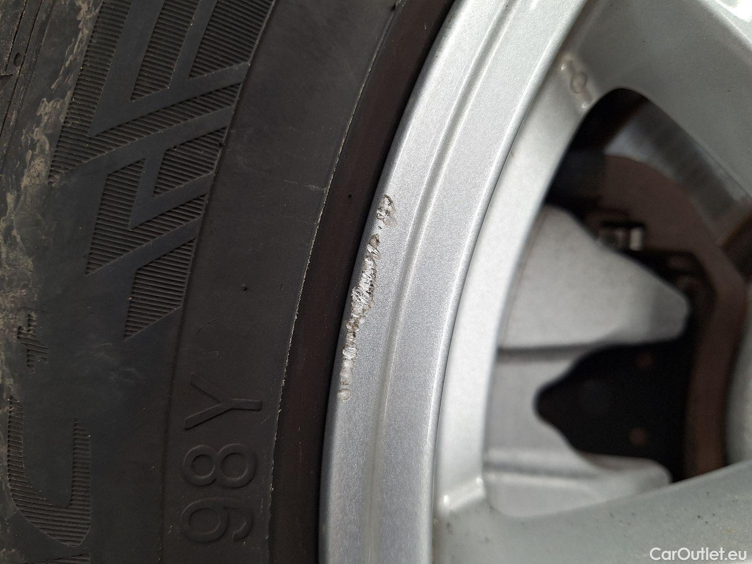  Bmw  Serie 3 BMW, 3-serie To. '18 PHEV, BMW 3 Reeks Touring 320e xDrive (150 kW) 5d #4