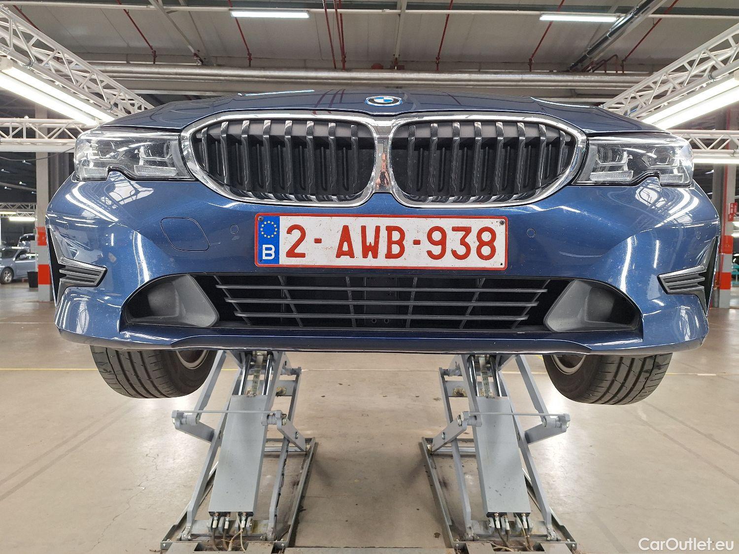  Bmw  Serie 3 BMW, 3-serie '18 PHEV, BMW 3 Reeks Berline 320e (150 kW) 4d #3