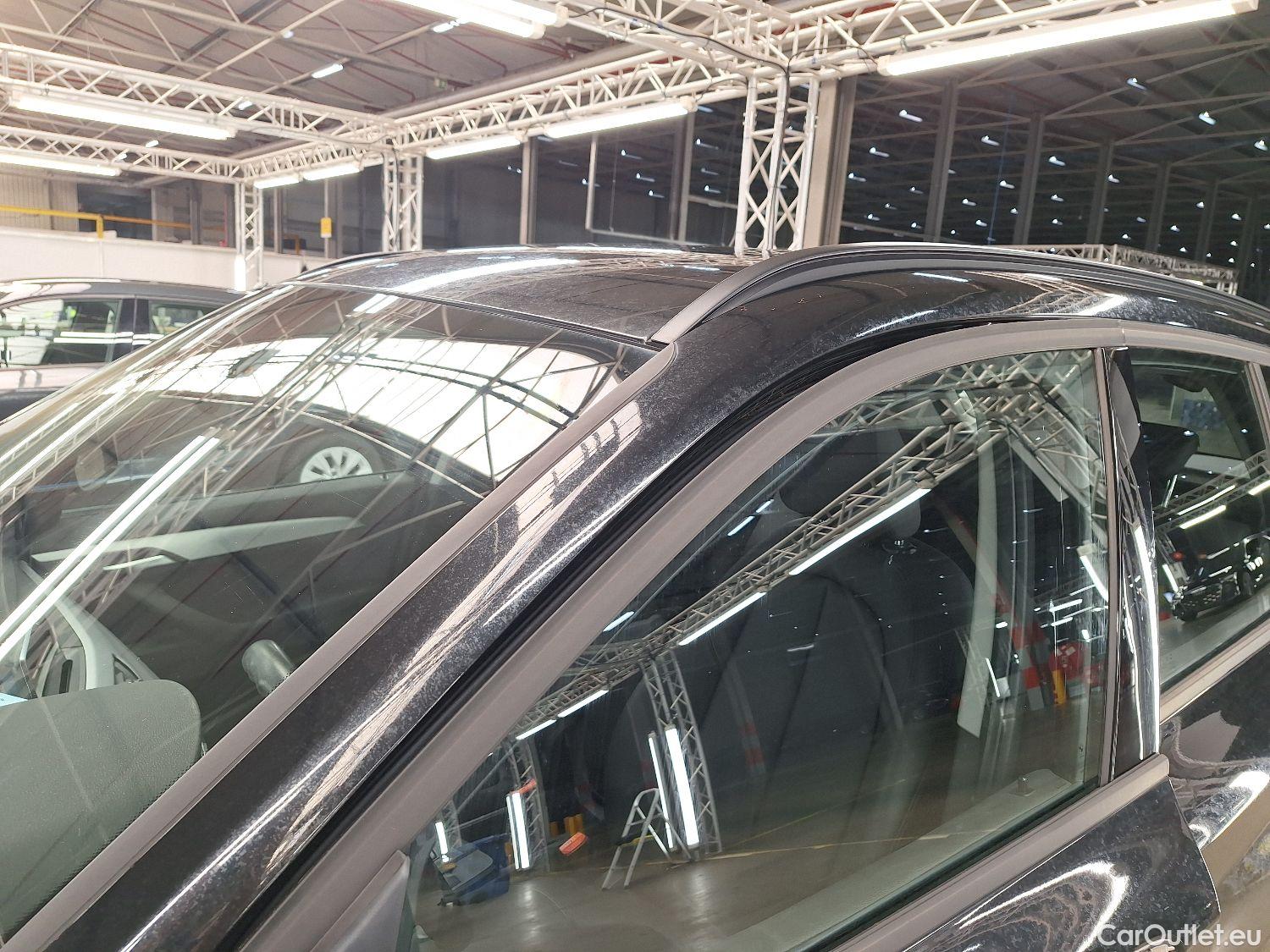  Bmw  X1 BMW,  '15, BMW  sDrive18d (110 kW) Aut. 5d #24