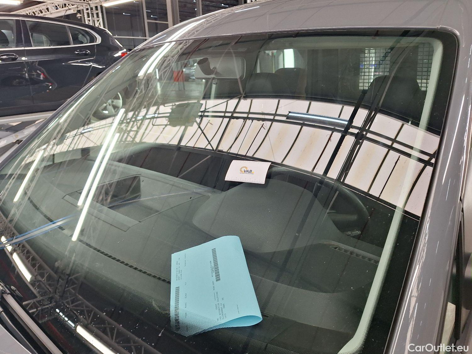  Volkswagen  Caddy VW, _ '15, Volkswagen  CRTDi 2.0 75kW SCR BMT Van 4d #31