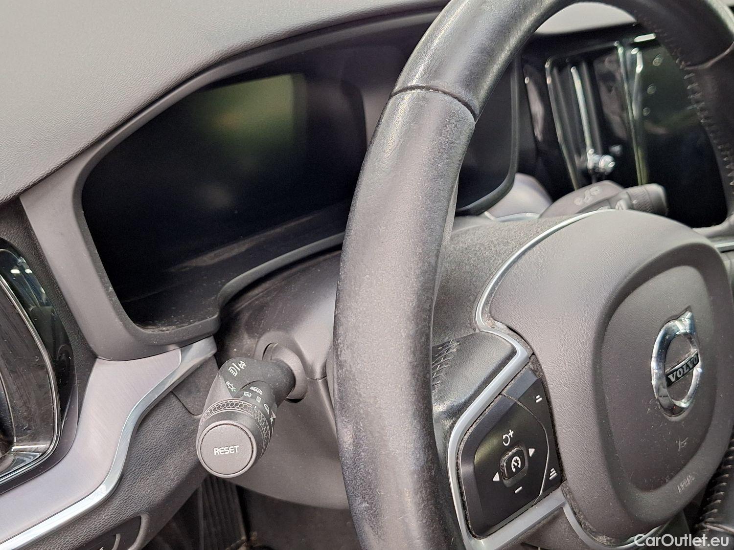  Volvo  V60 Volvo,  '18, Volvo  D3 Momentum Pro 5d #56