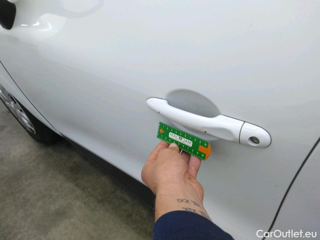  Renault  Clio  IV Air MediaNav 1.5 dCi 90CV BVM5 E6 #44