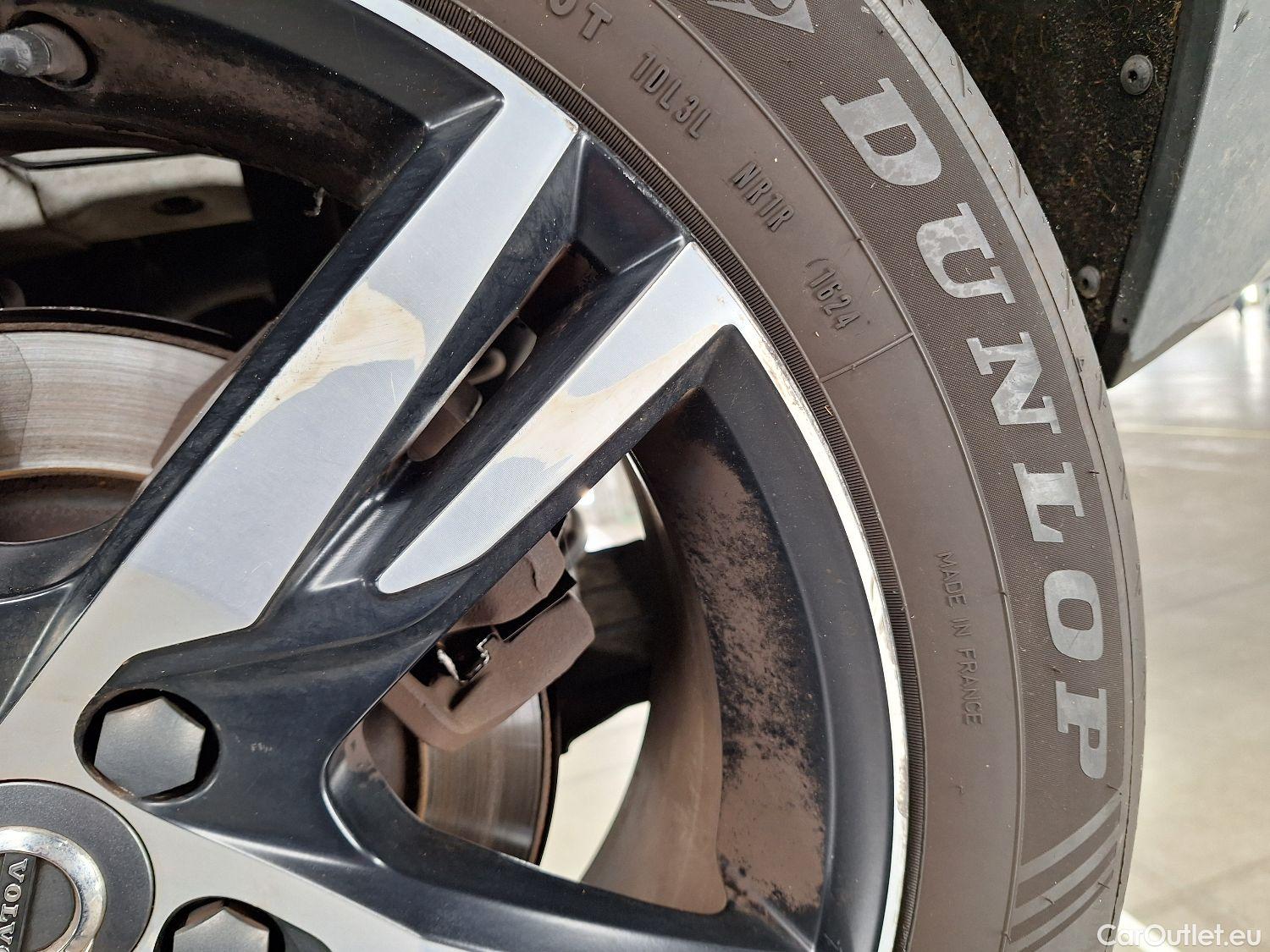  Volvo  XC 40 Volvo, XC40 '17, Volvo XC40 D4 AWD Geartronic R-Design 5d #10