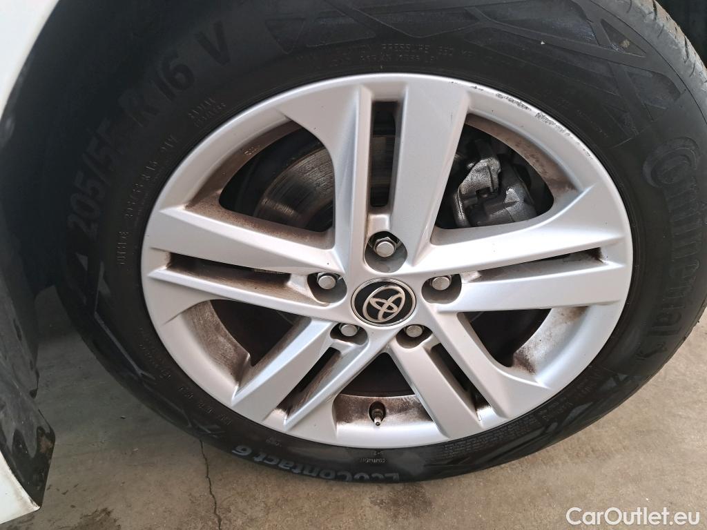  Toyota  Corolla TOYOTA  Touring Sports / 2018 / 5P / Break Hybride 122h Dynamic Business Supp Lomb #19