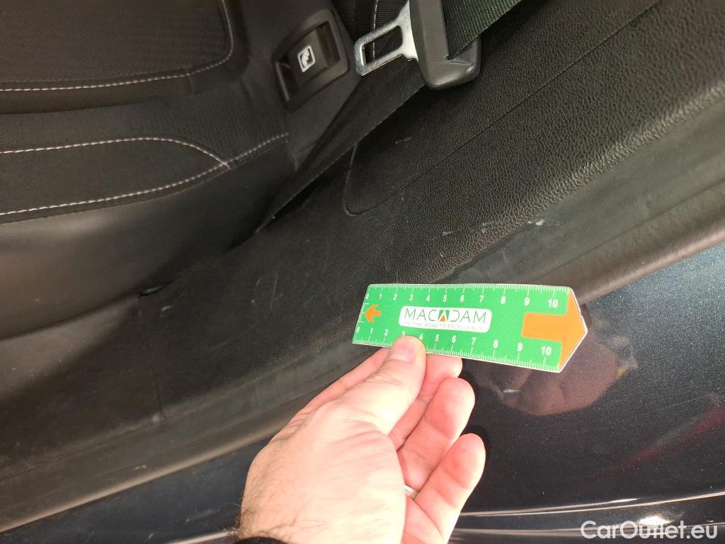  Renault  Megane RENAULT Mégane Estate / 2020 / 5P / Break Business TCe 115 FAP -21N #13